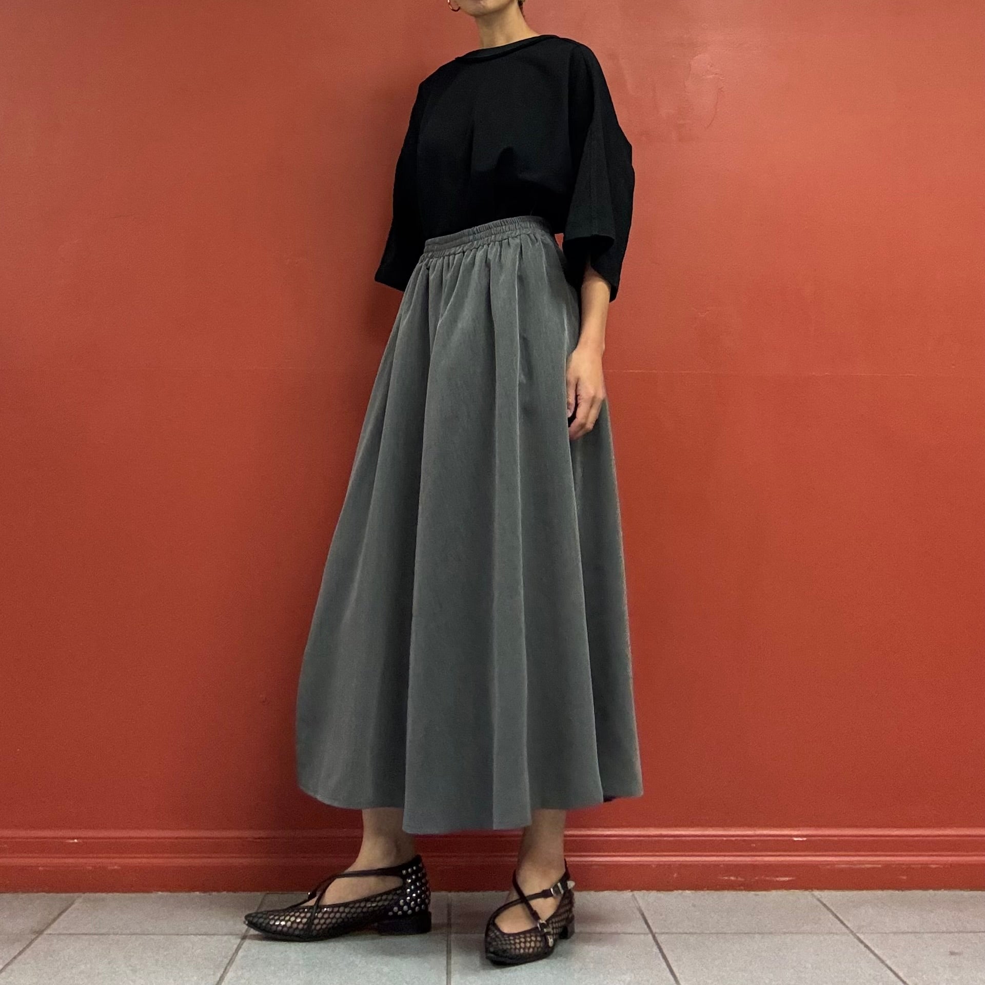 Side zipper skirt