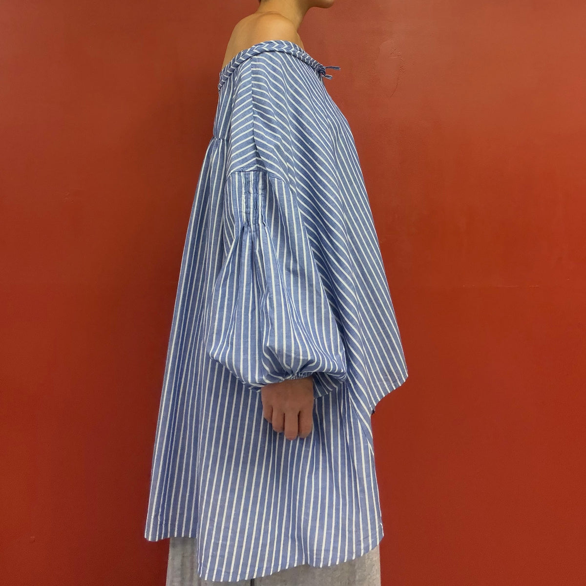 Stripes blouse with puffy sleeves