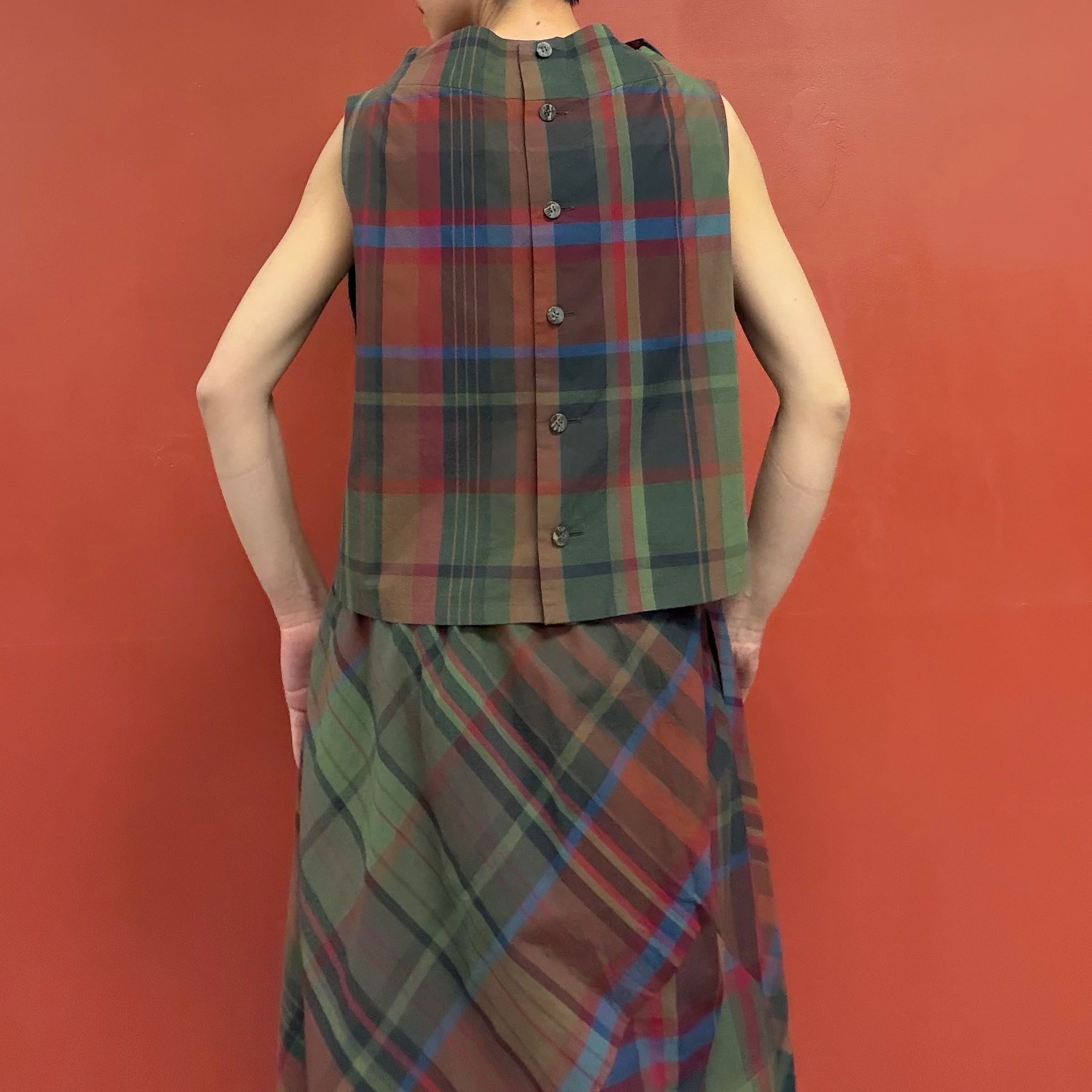 JI U 2way no sleeves top