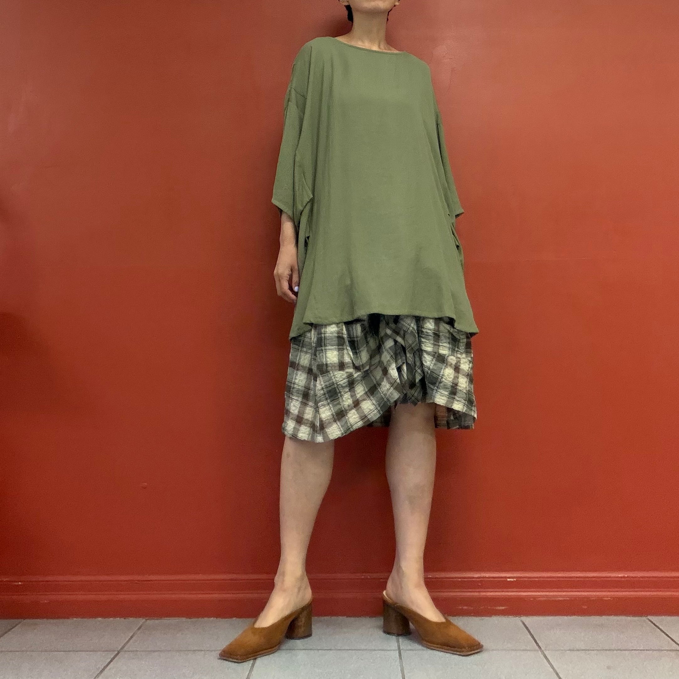 Dolman sleeves shirt