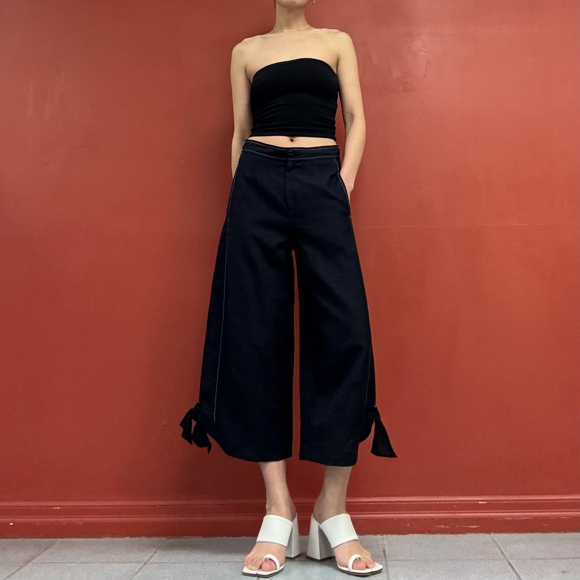 Cropped Pants