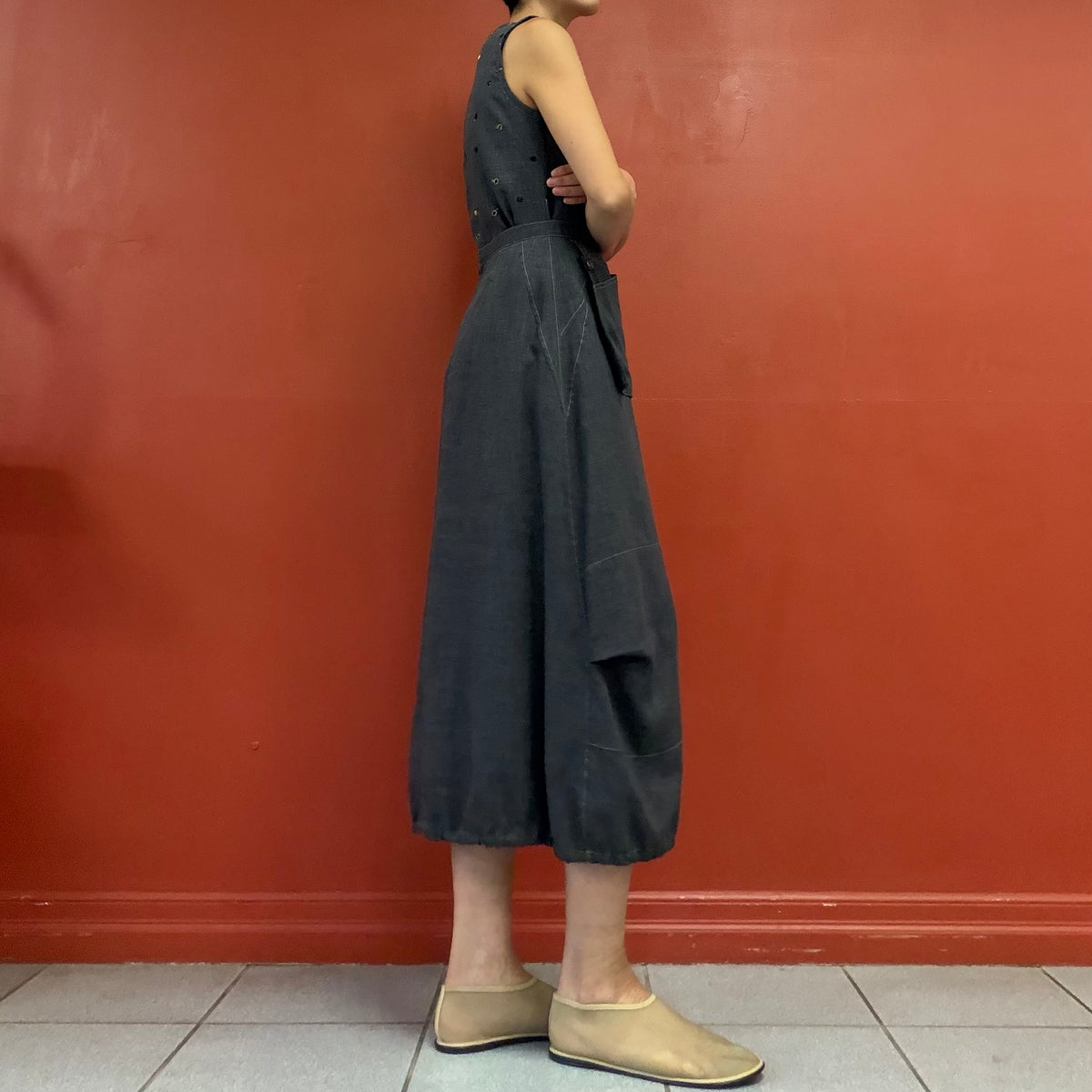Front pocket skirt