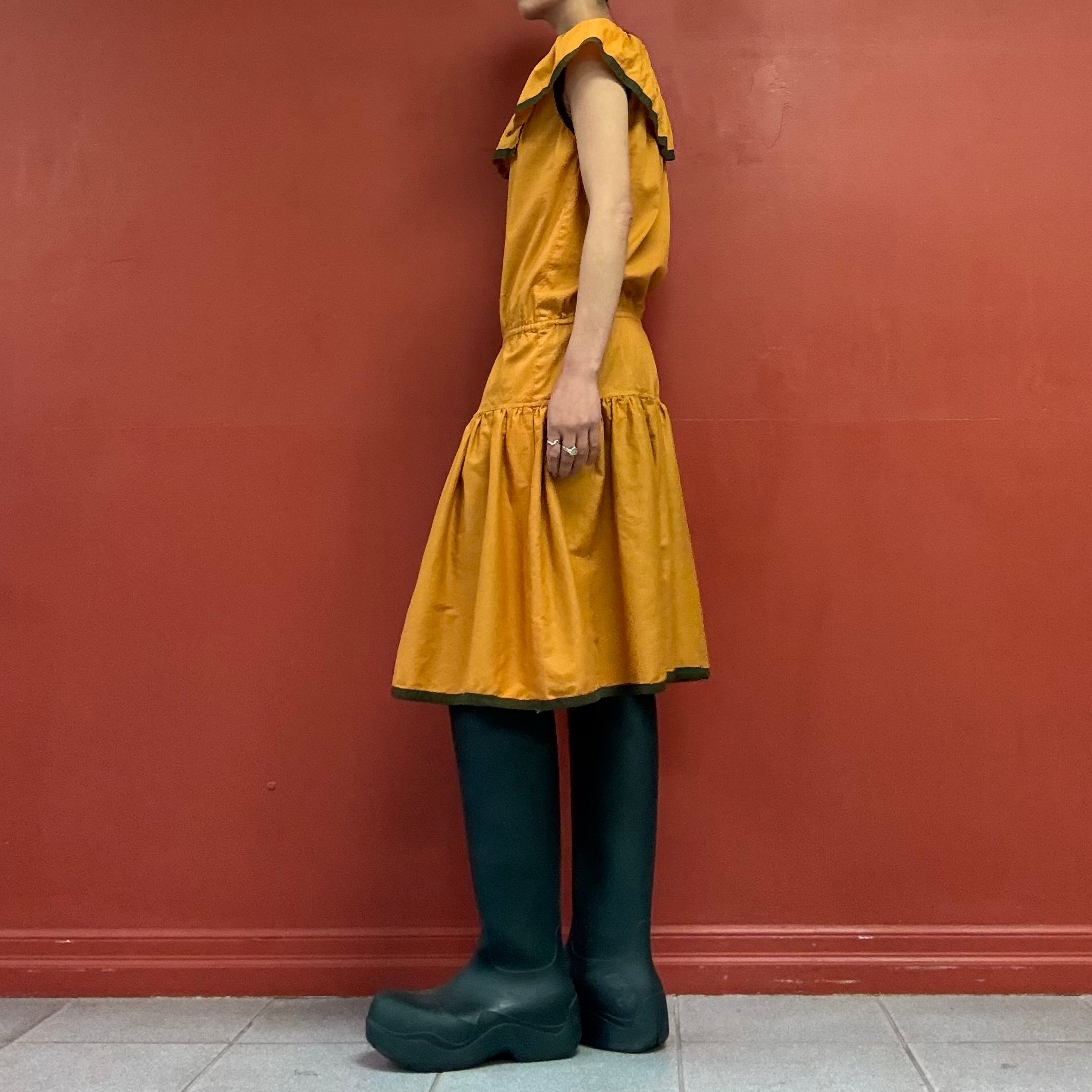 80s90s dress with big collar