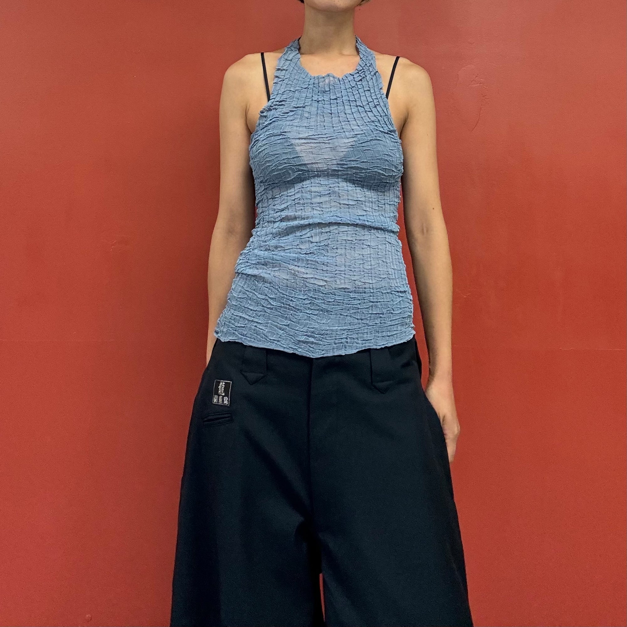 Pleats halter neck top