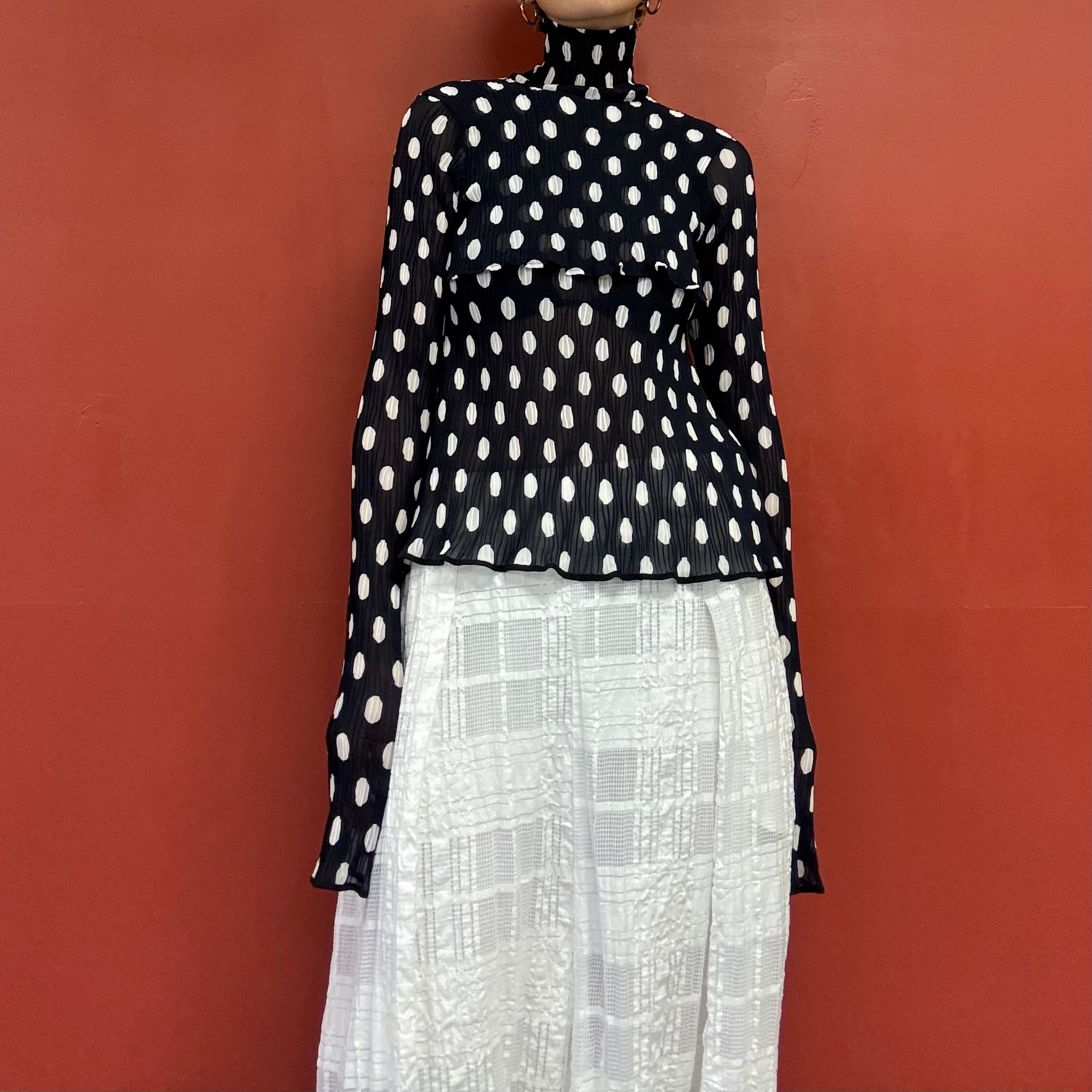 TARO HORIUCHI pleats tops
