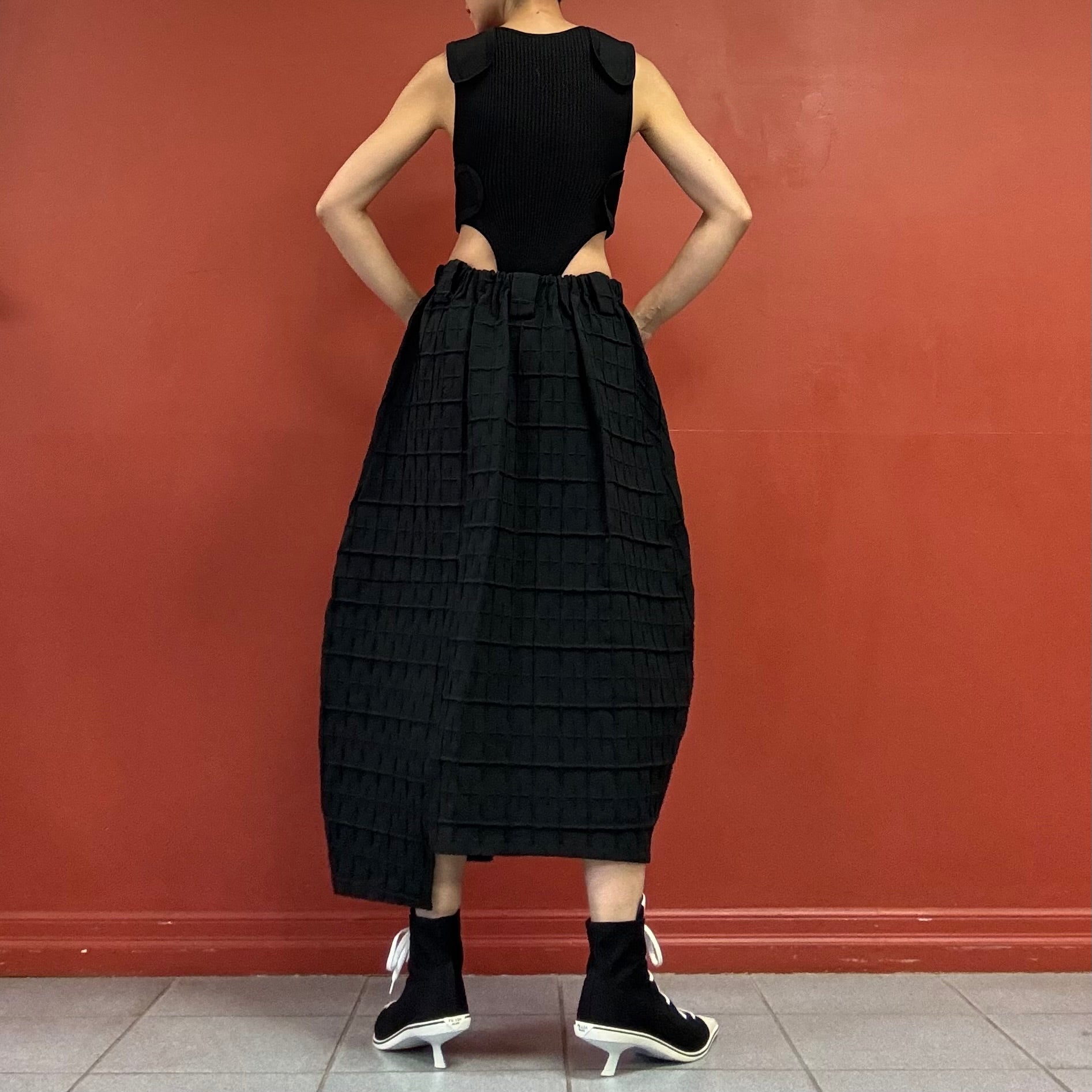 Asymmetrical skirt
