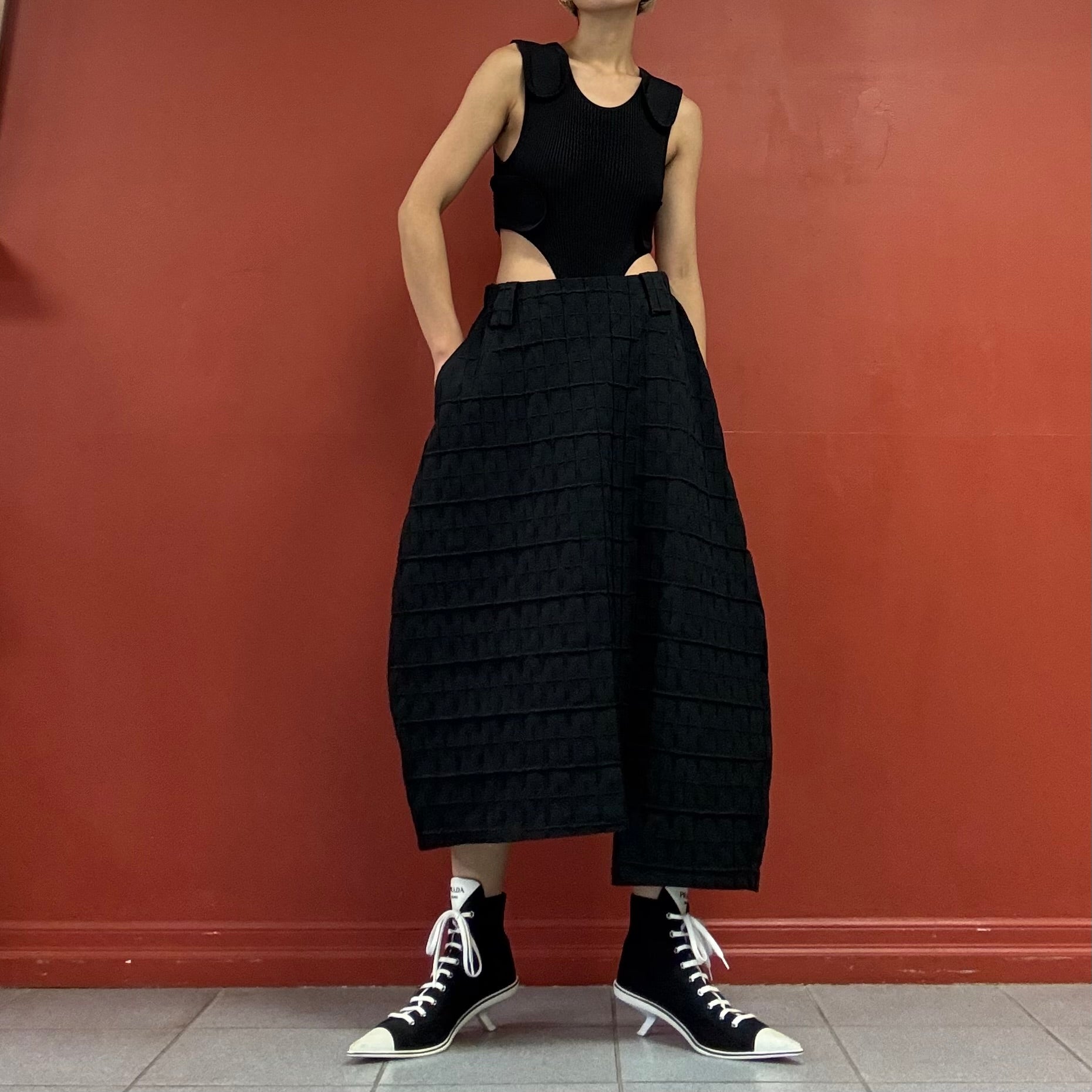 Asymmetrical skirt