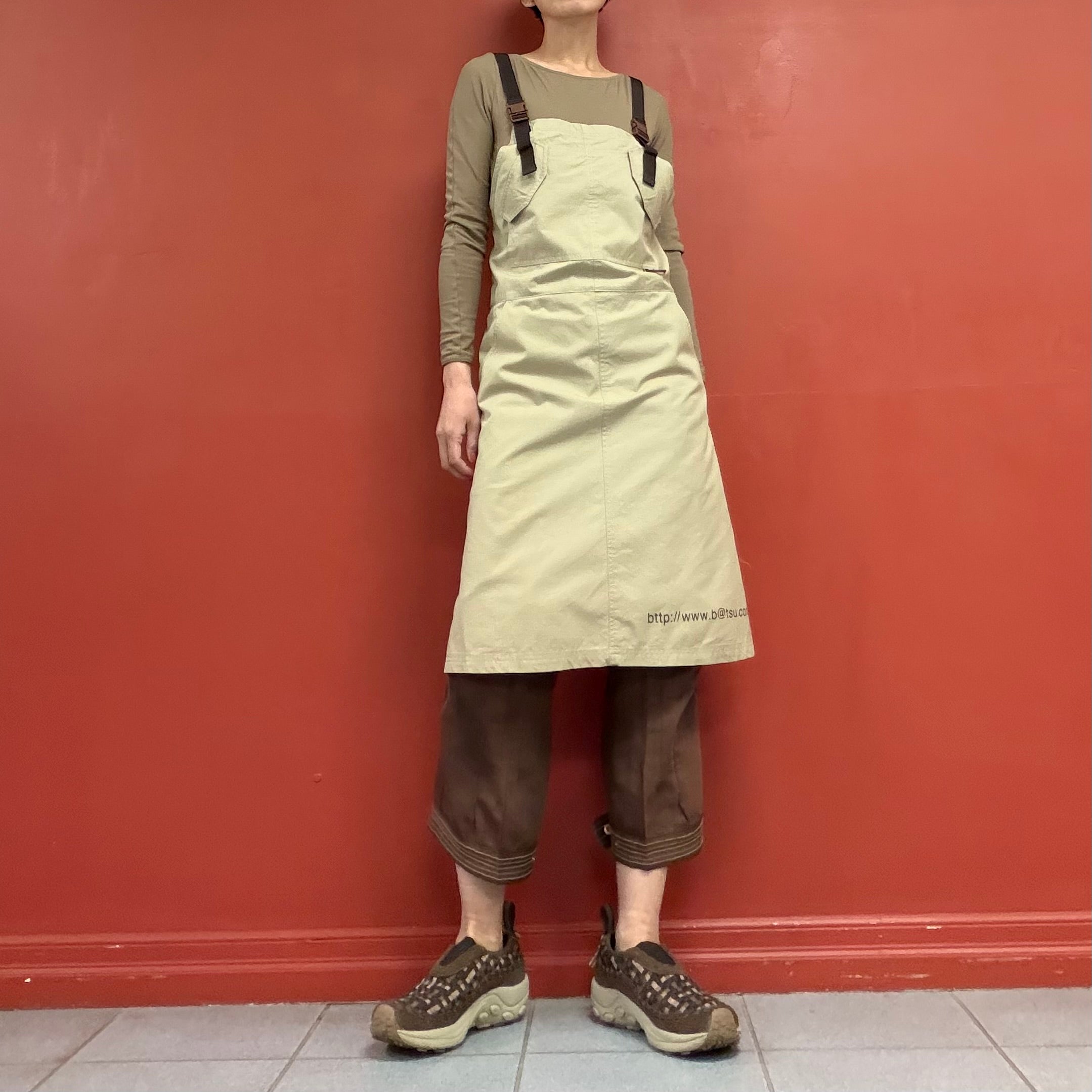 BA-TSU CLUB Cross-Back Utility Apron Skirt