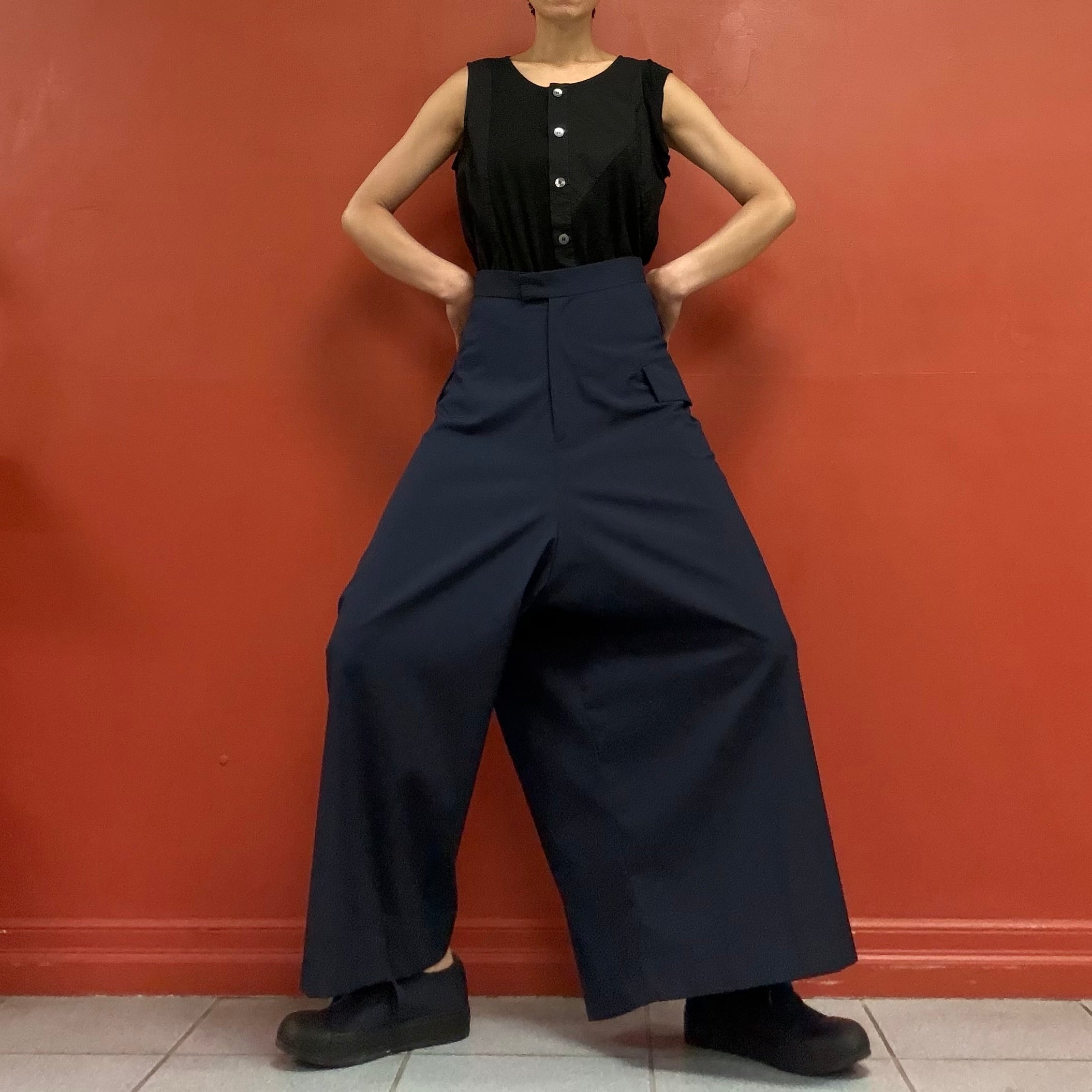 Shifted balance pants