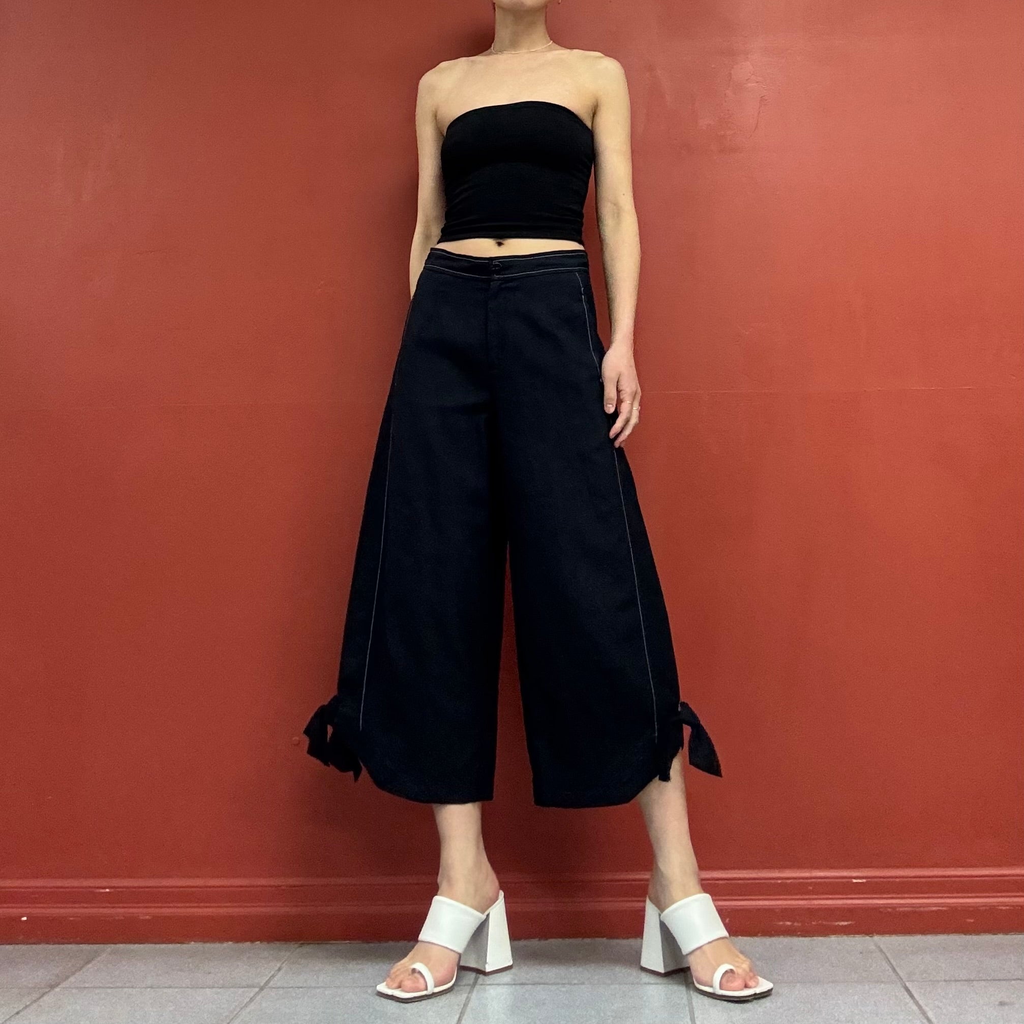 Cropped Pants