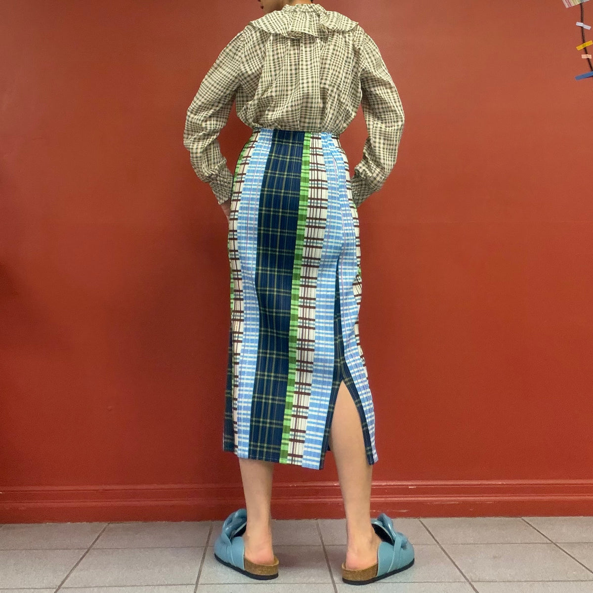 Check pattern pleats skirt
