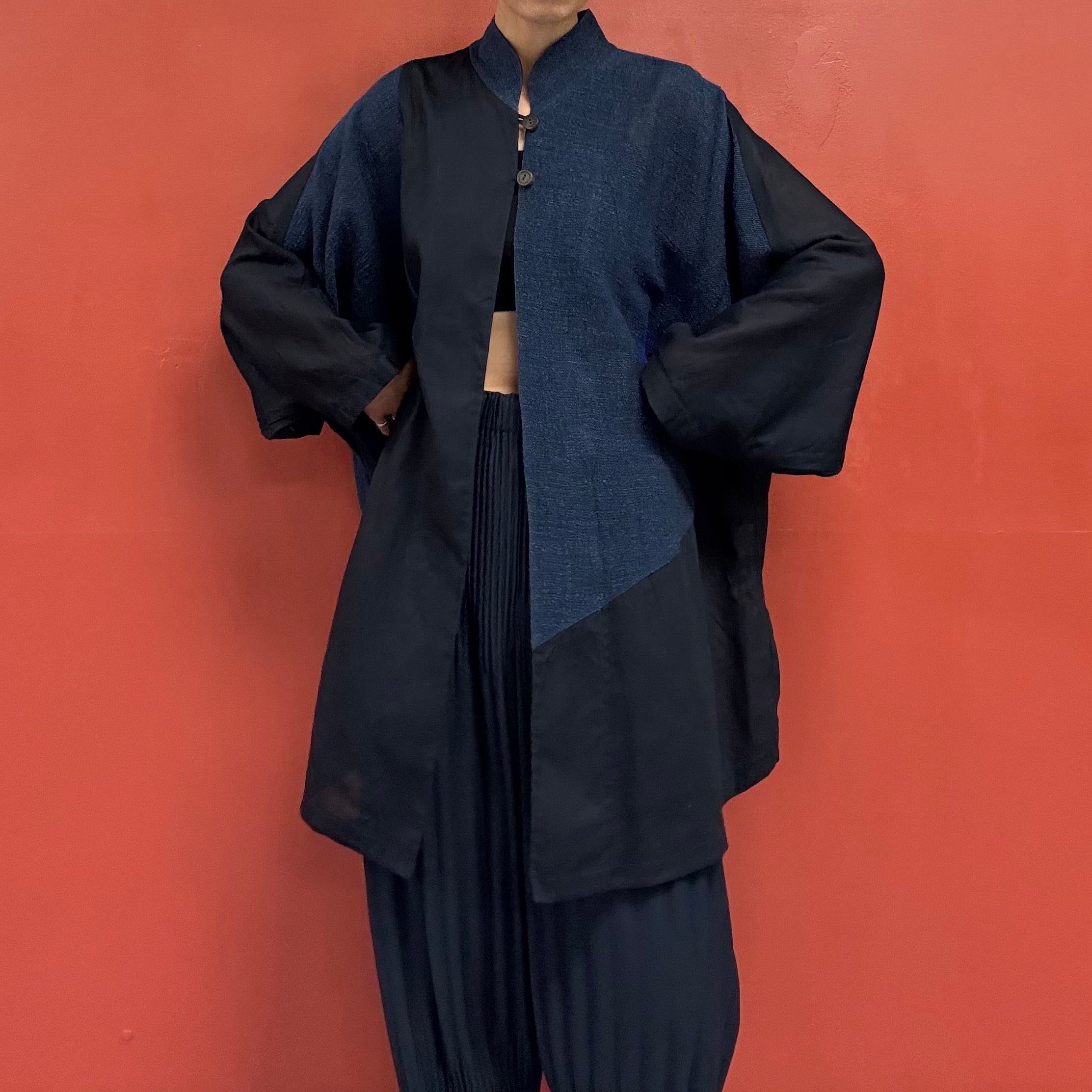 然 linen shirt