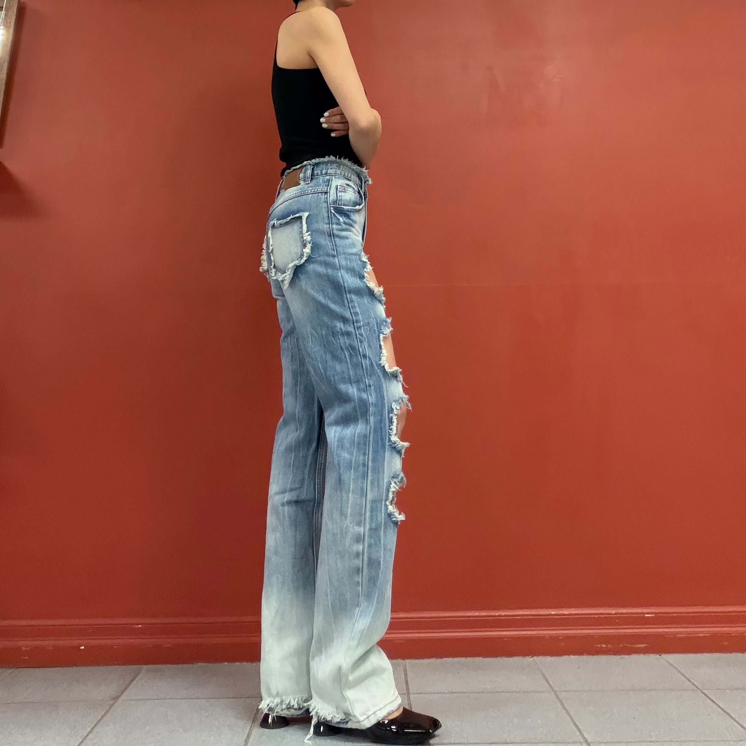 Rui damaged jeans