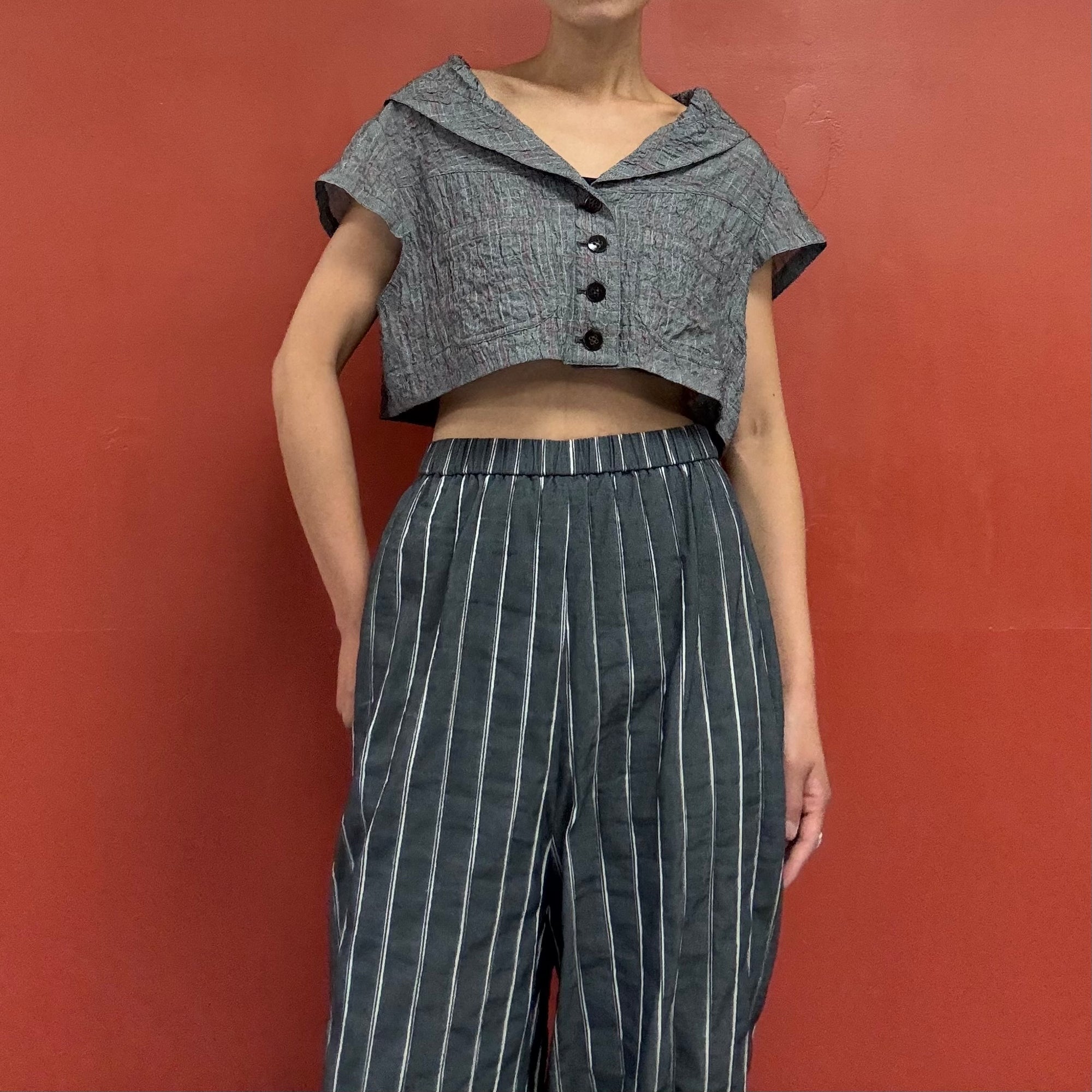 Cropped blouse