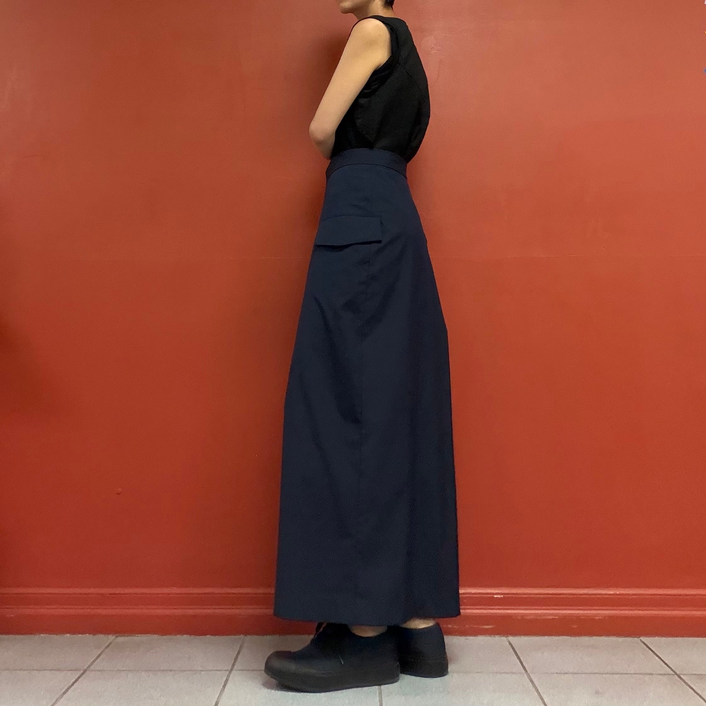 Shifted balance pants