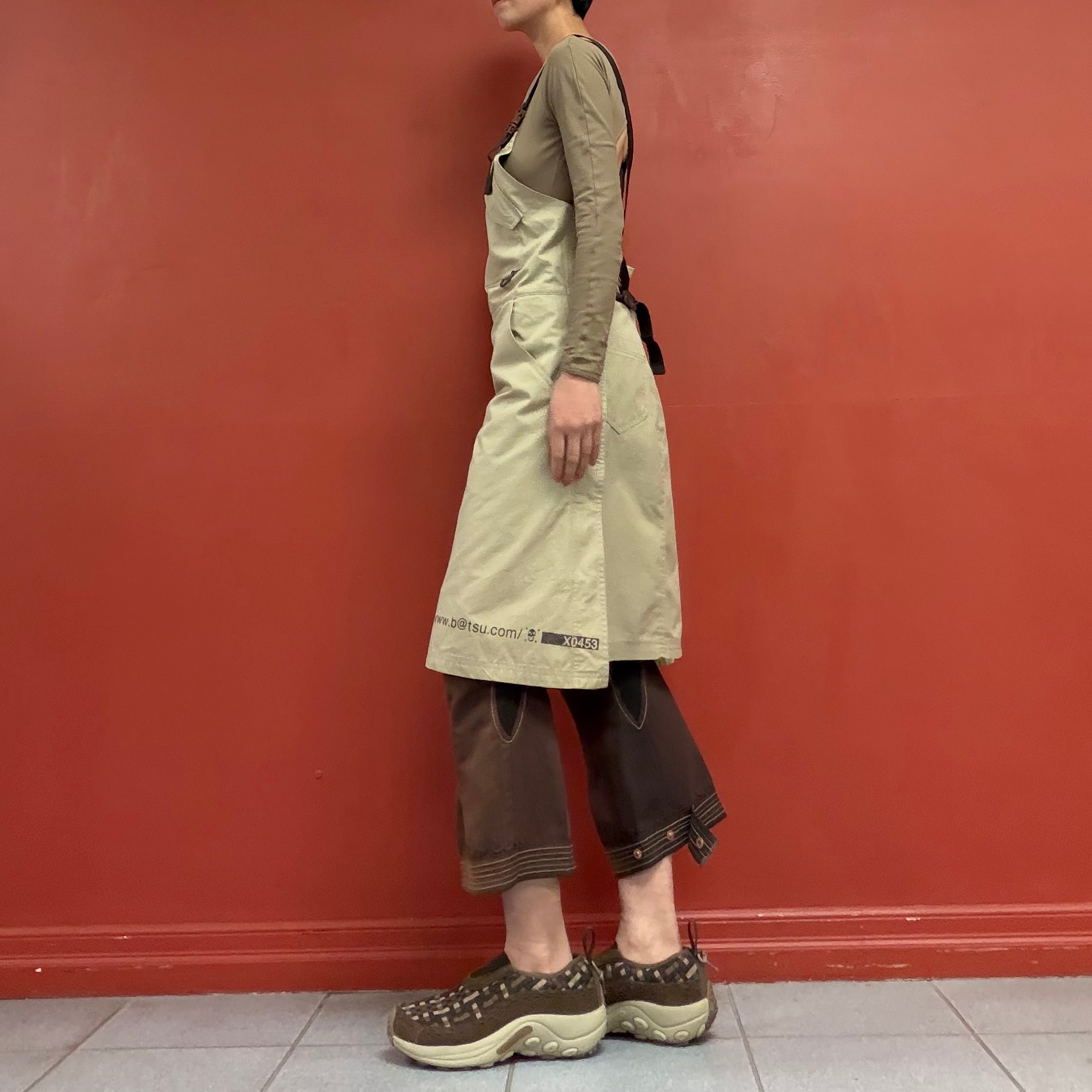 BA-TSU CLUB Cross-Back Utility Apron Skirt