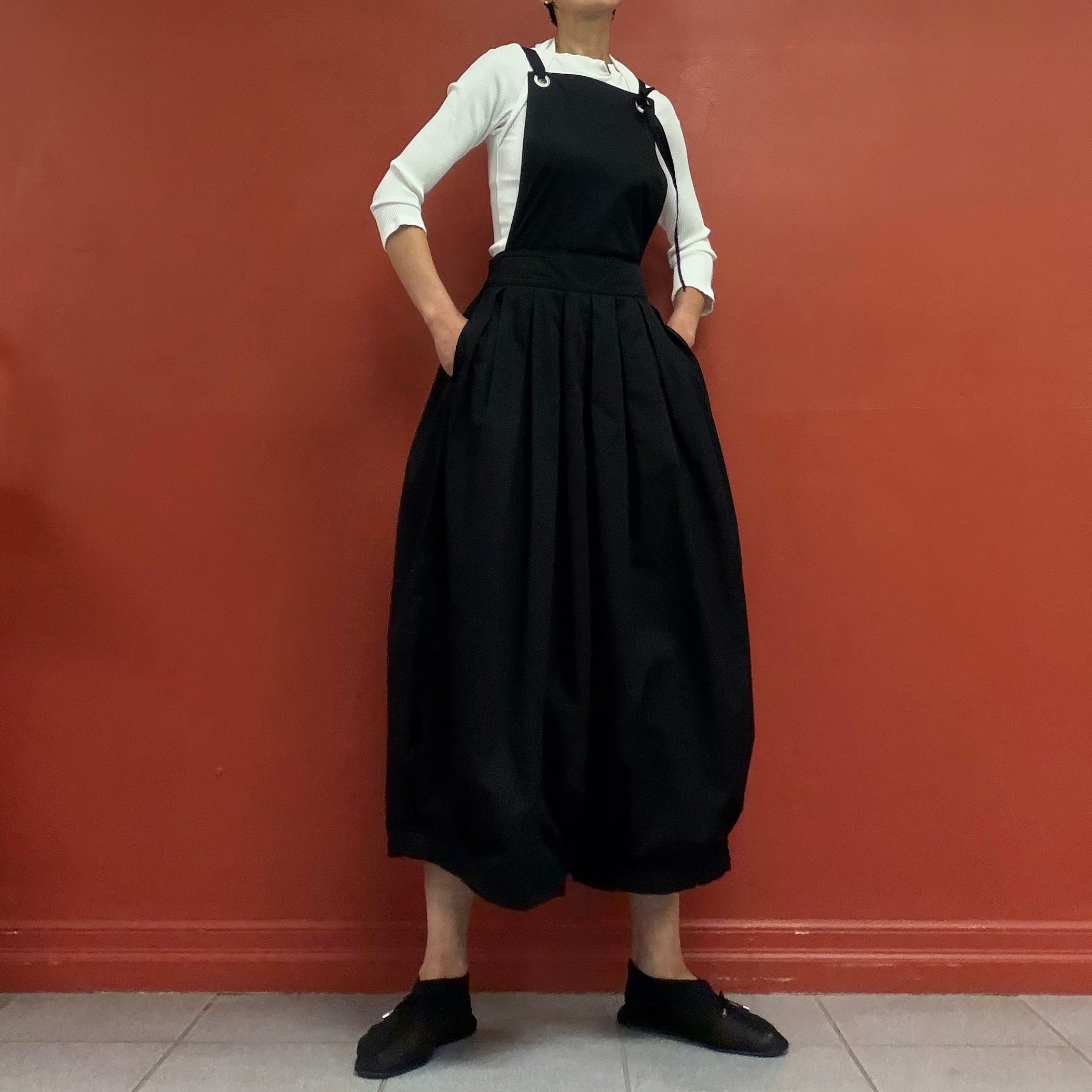 Apron balloon pants