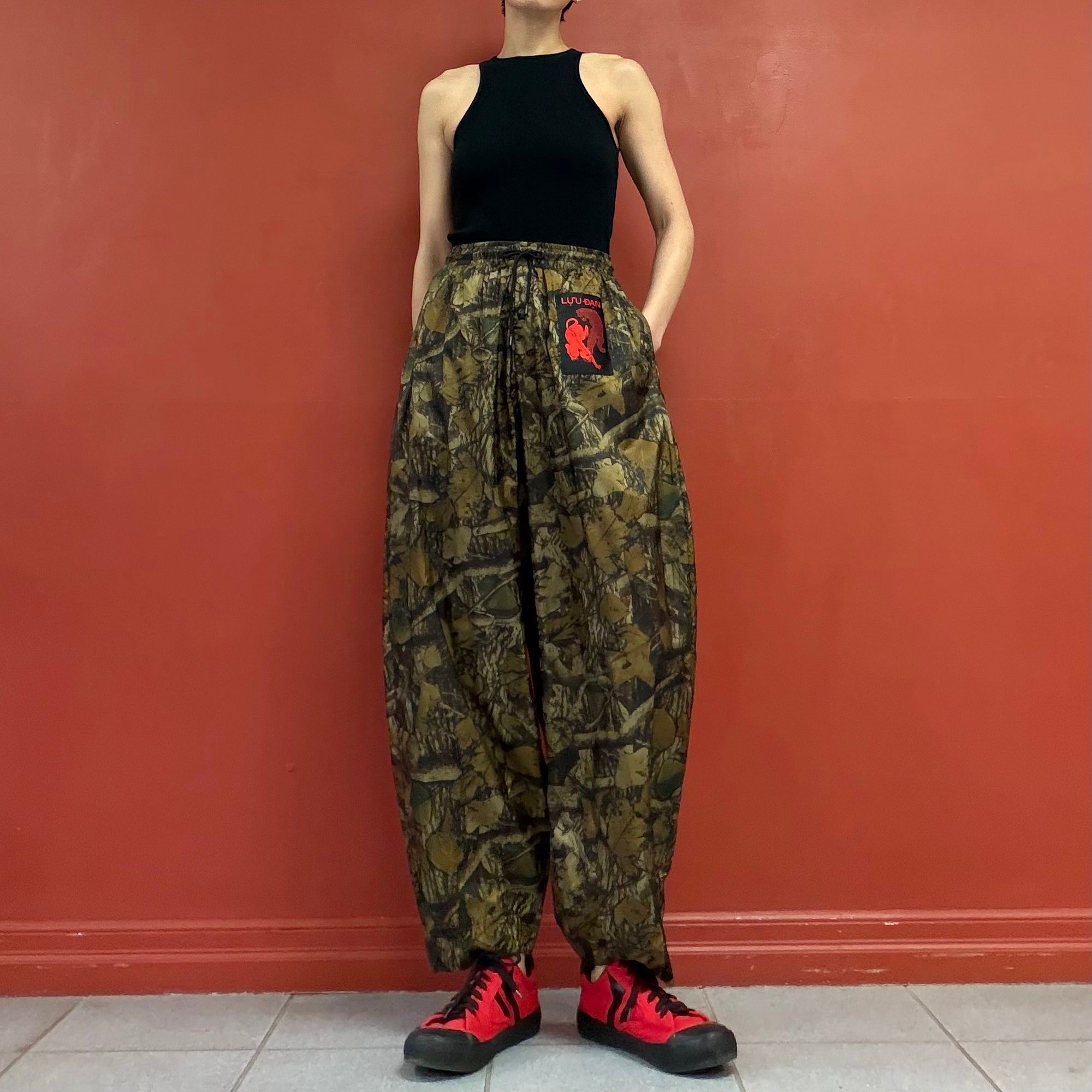 Light weight nylon pants