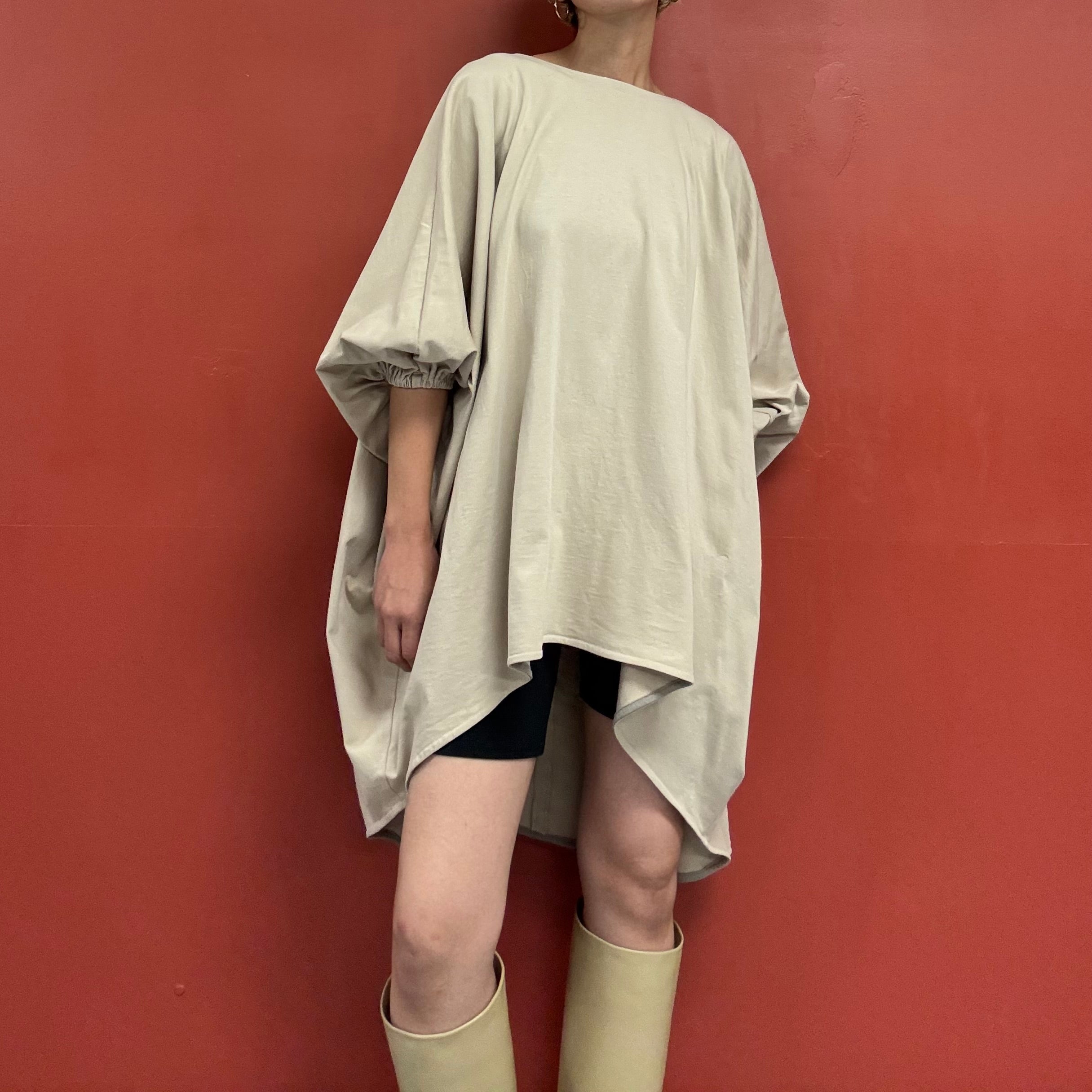 Relaxed dolman sleeves top