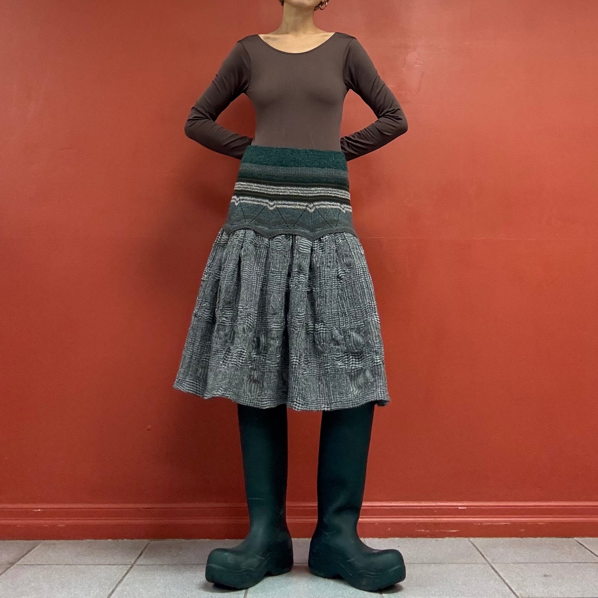 Wool skirt