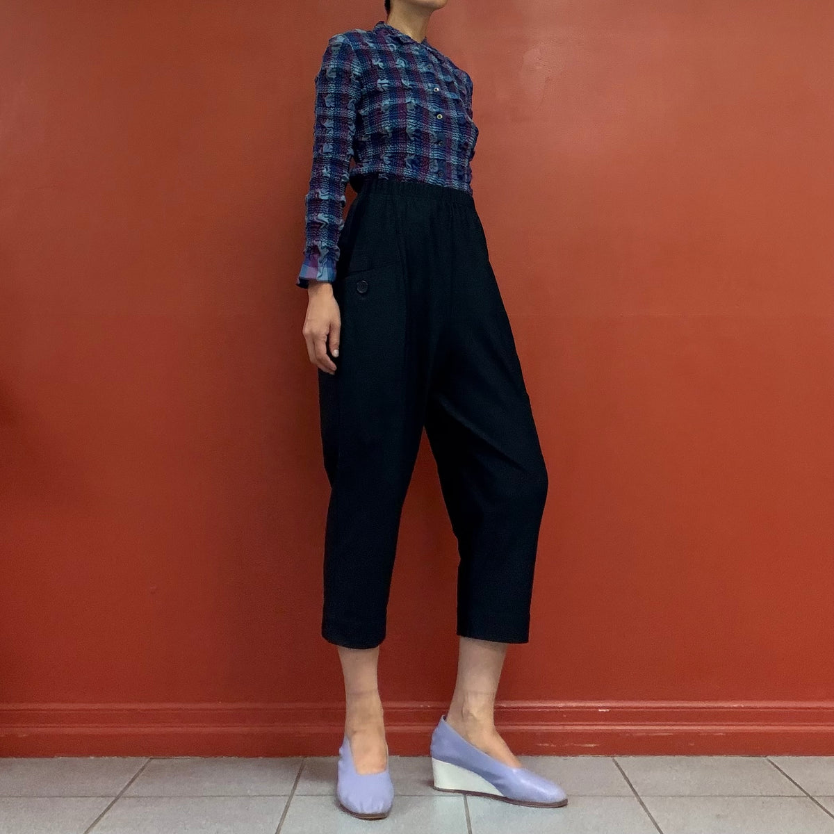 Cropped barrel leg pants