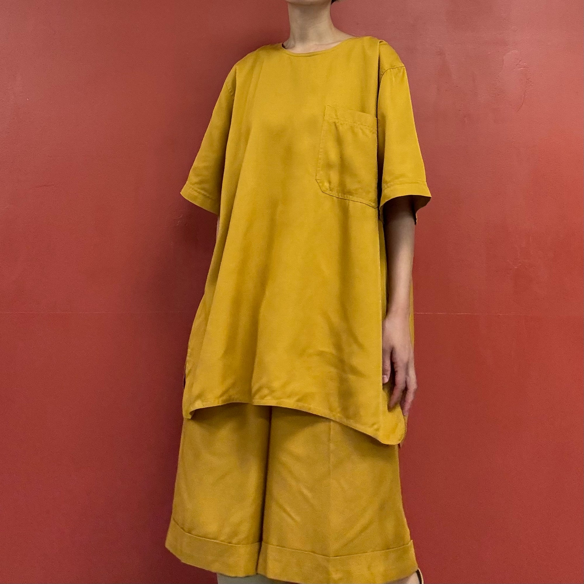 90s oversized half sleeves top