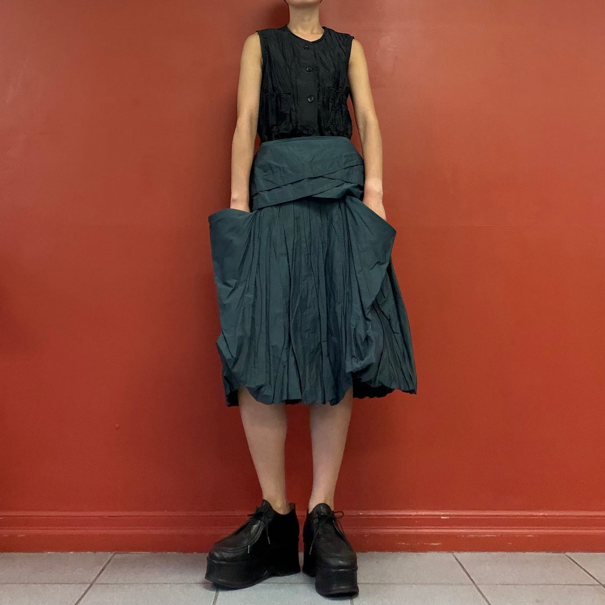 Wing skirt