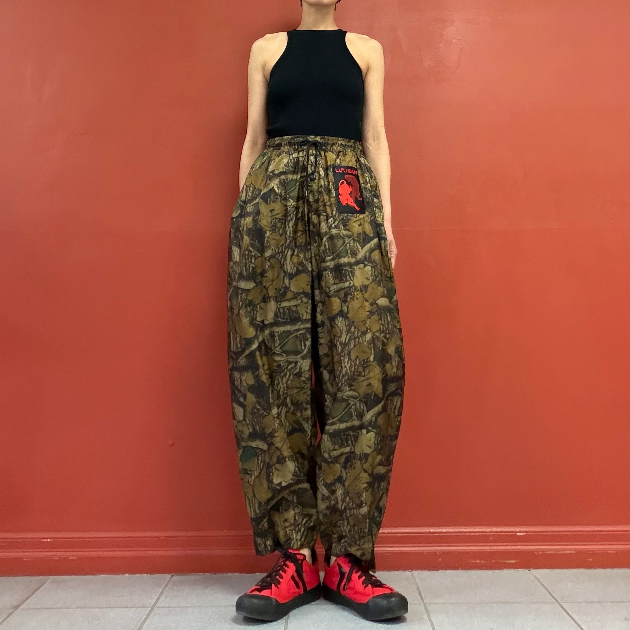 Light weight nylon pants