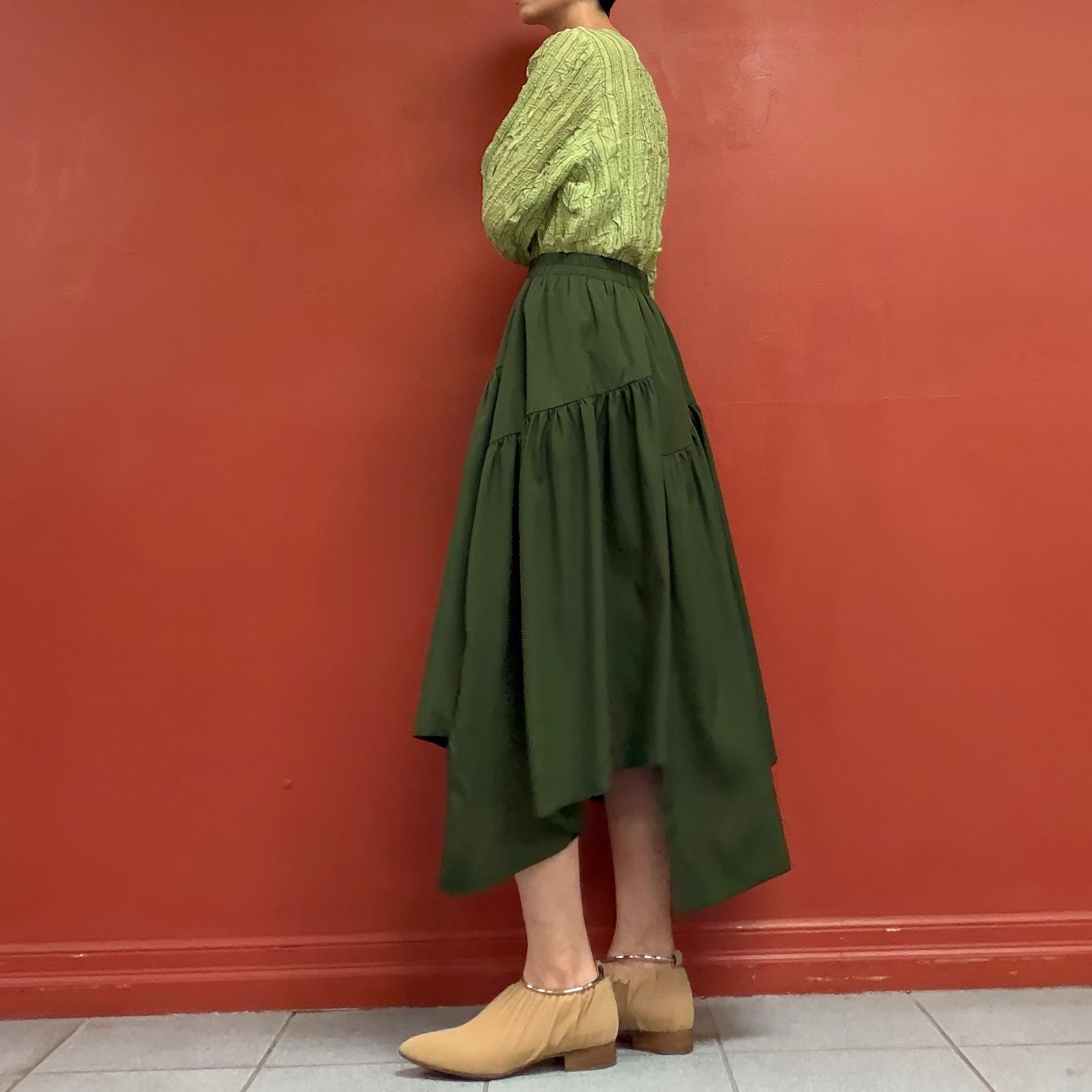 Asymmetrical hem skirt