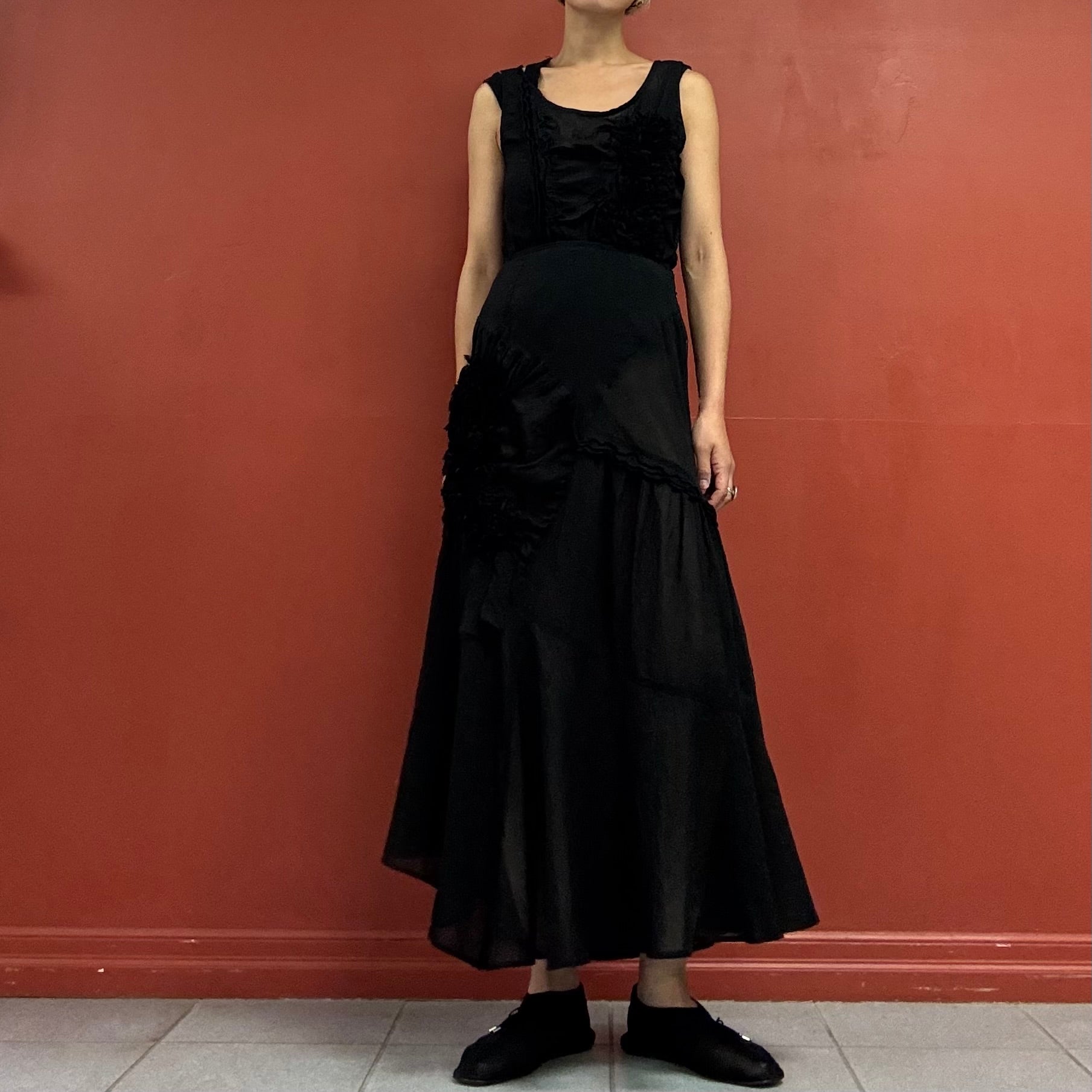 Flower motif skirt