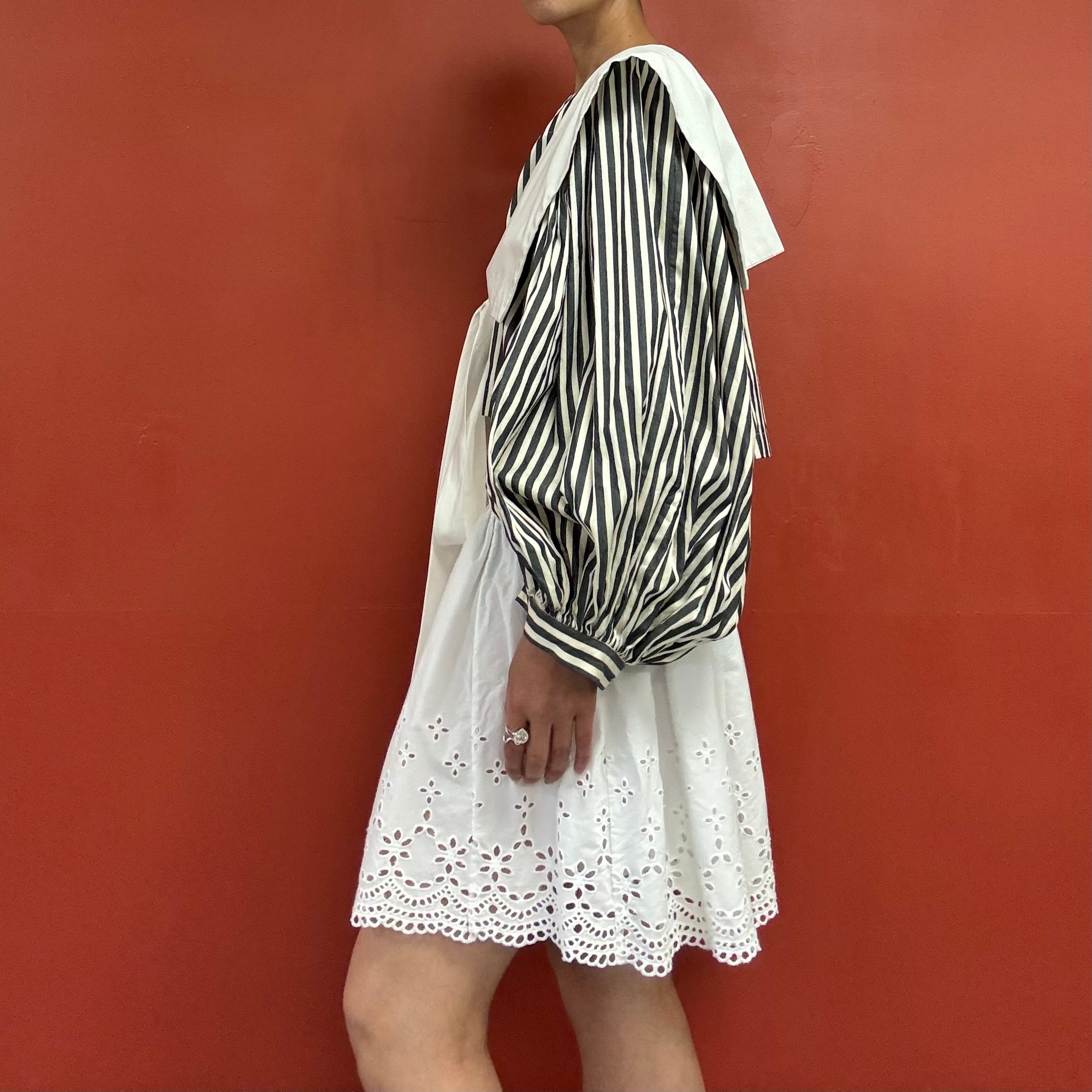 VAQUERA sailor collar blouse