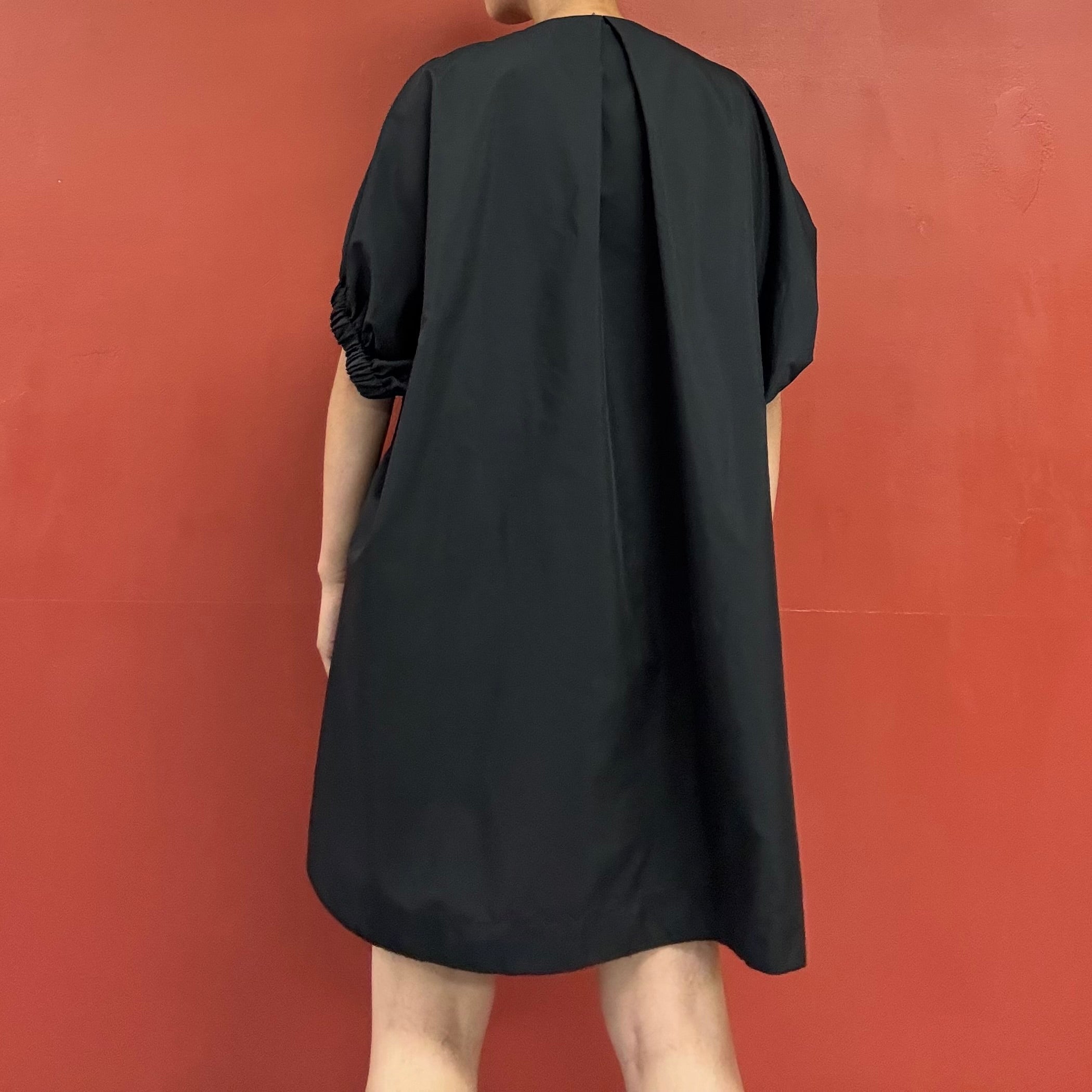 Contrast panel top