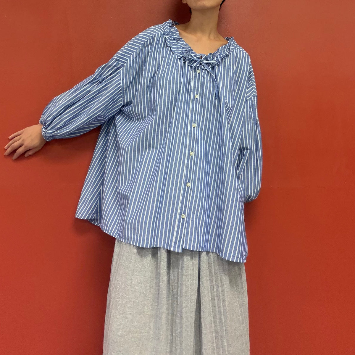 Stripes blouse with puffy sleeves