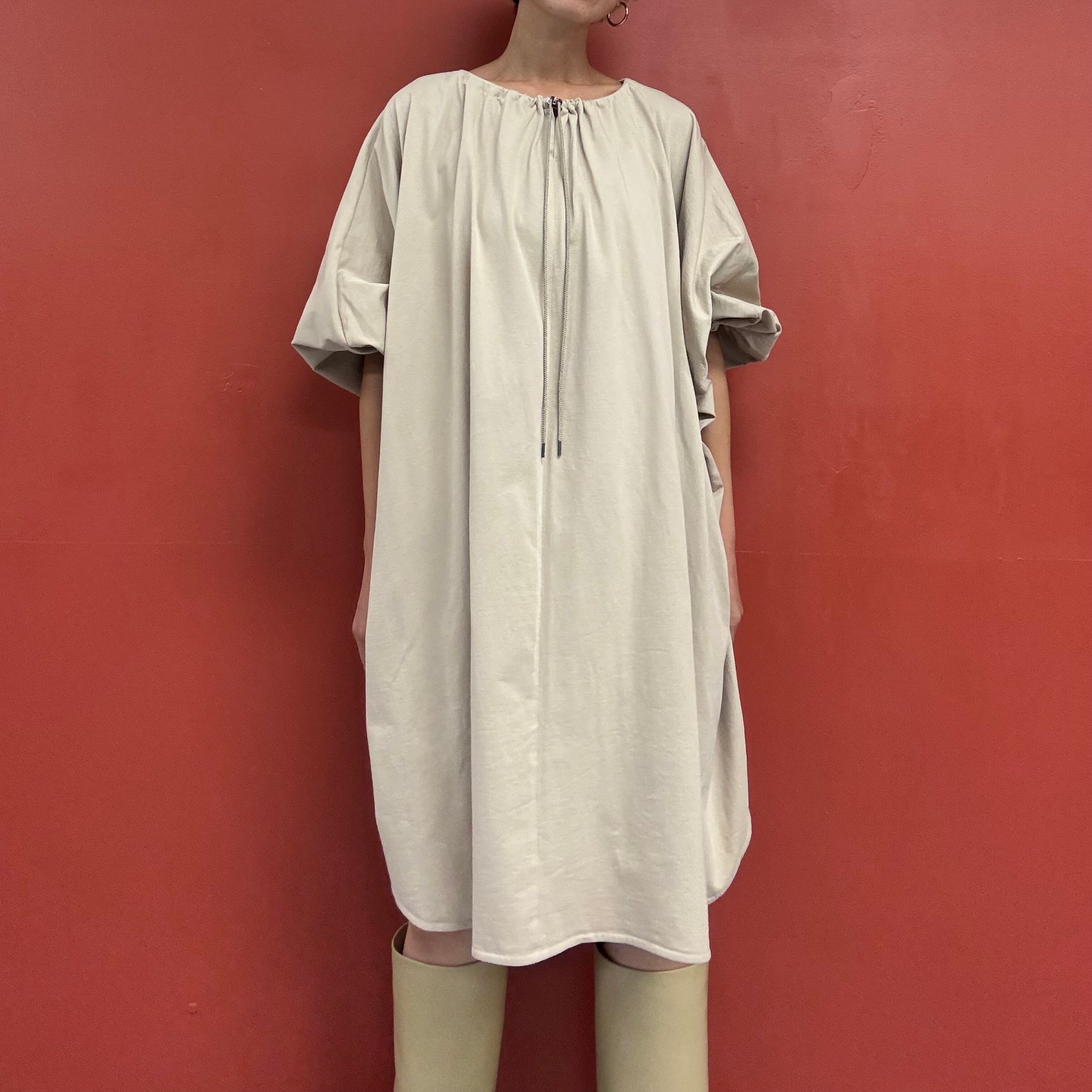 Relaxed dolman sleeves top