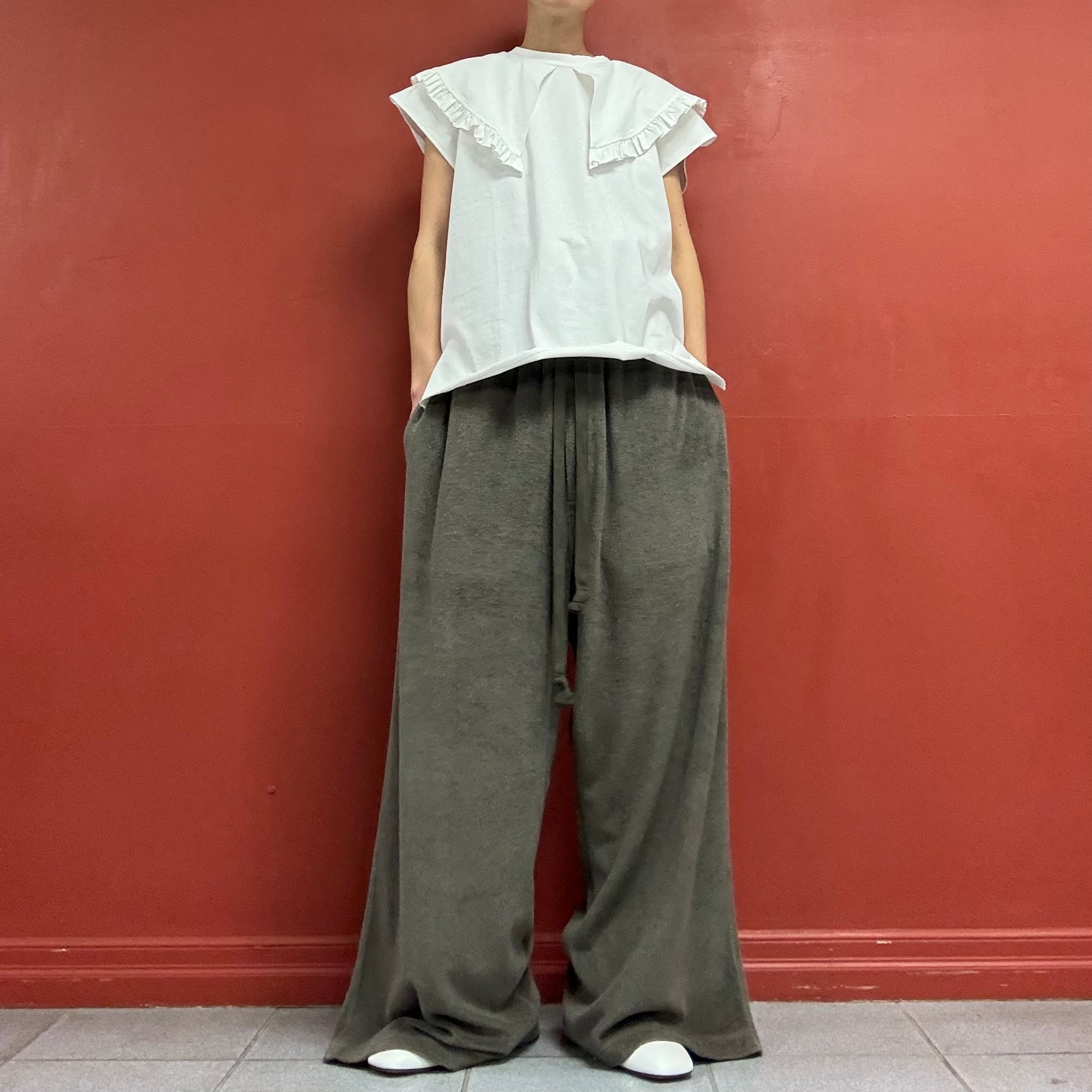 tac:tac Pile Fabric Super Wide Pants