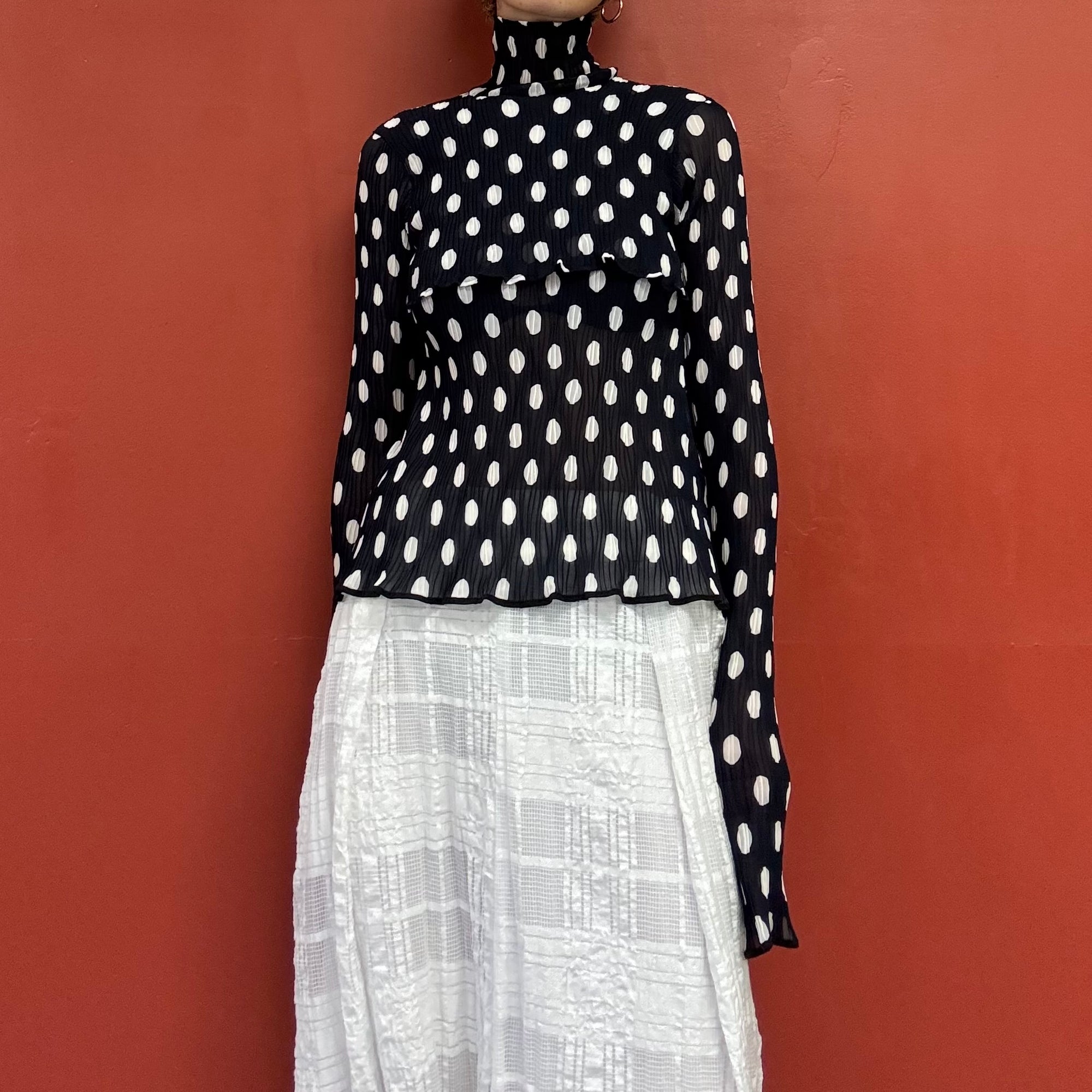 TARO HORIUCHI pleats tops