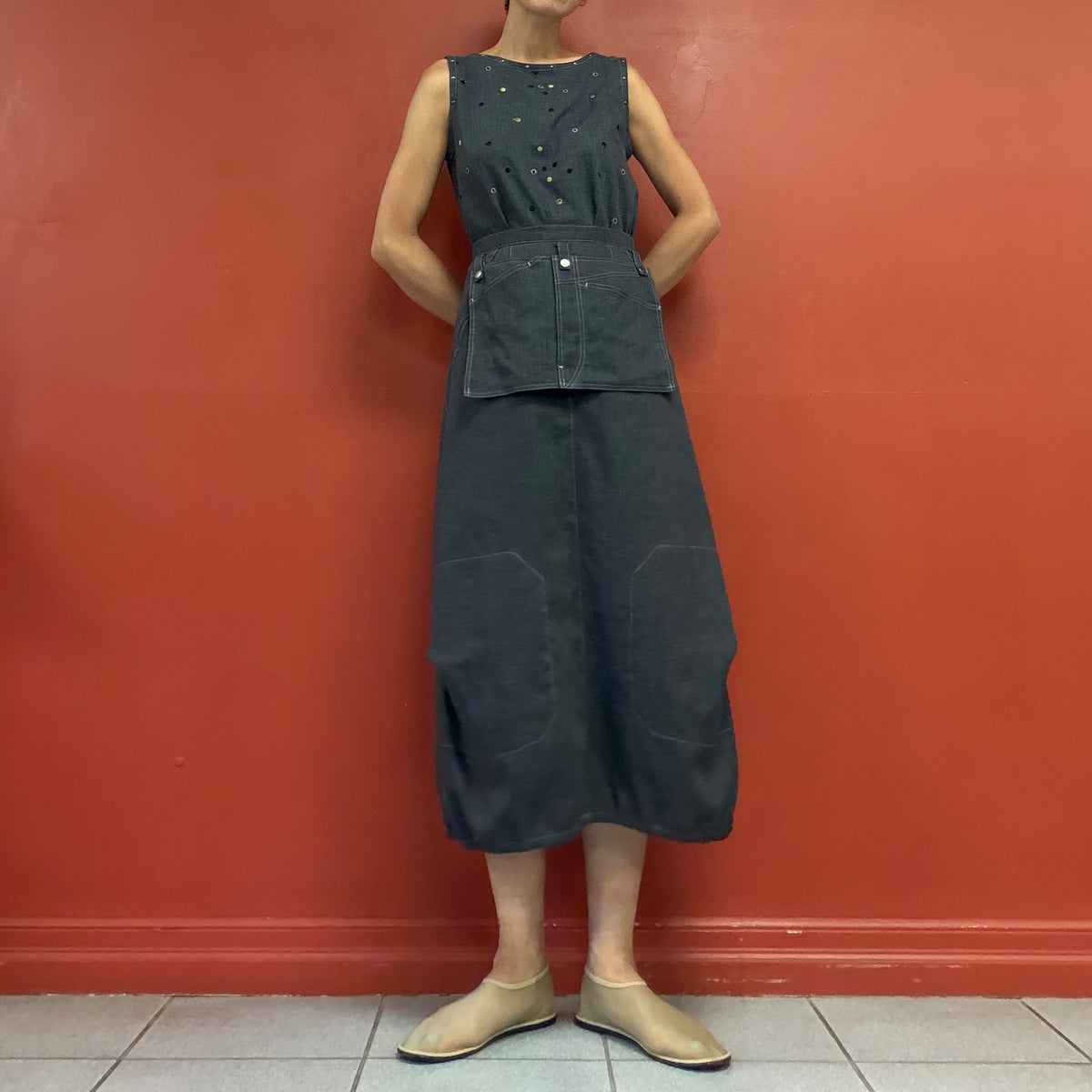 Front pocket skirt