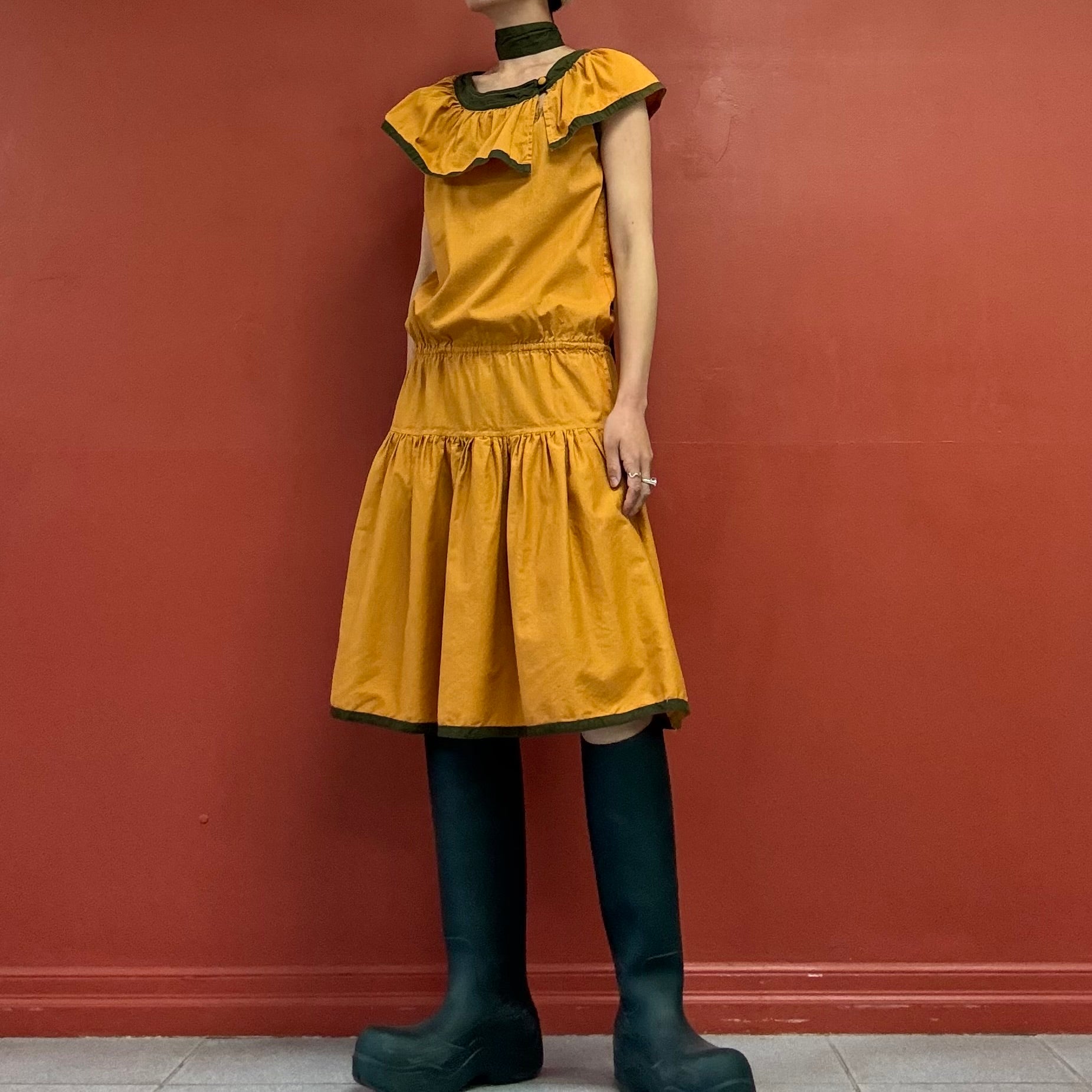 80s90s dress with big collar