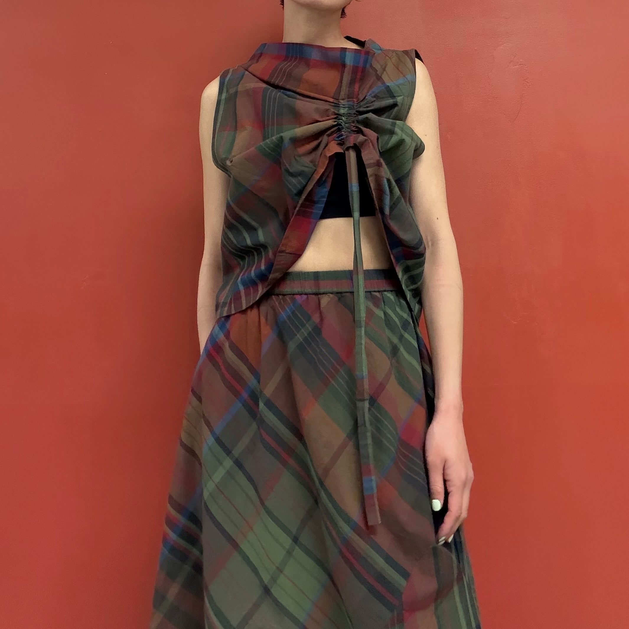 JI U 2way no sleeves top