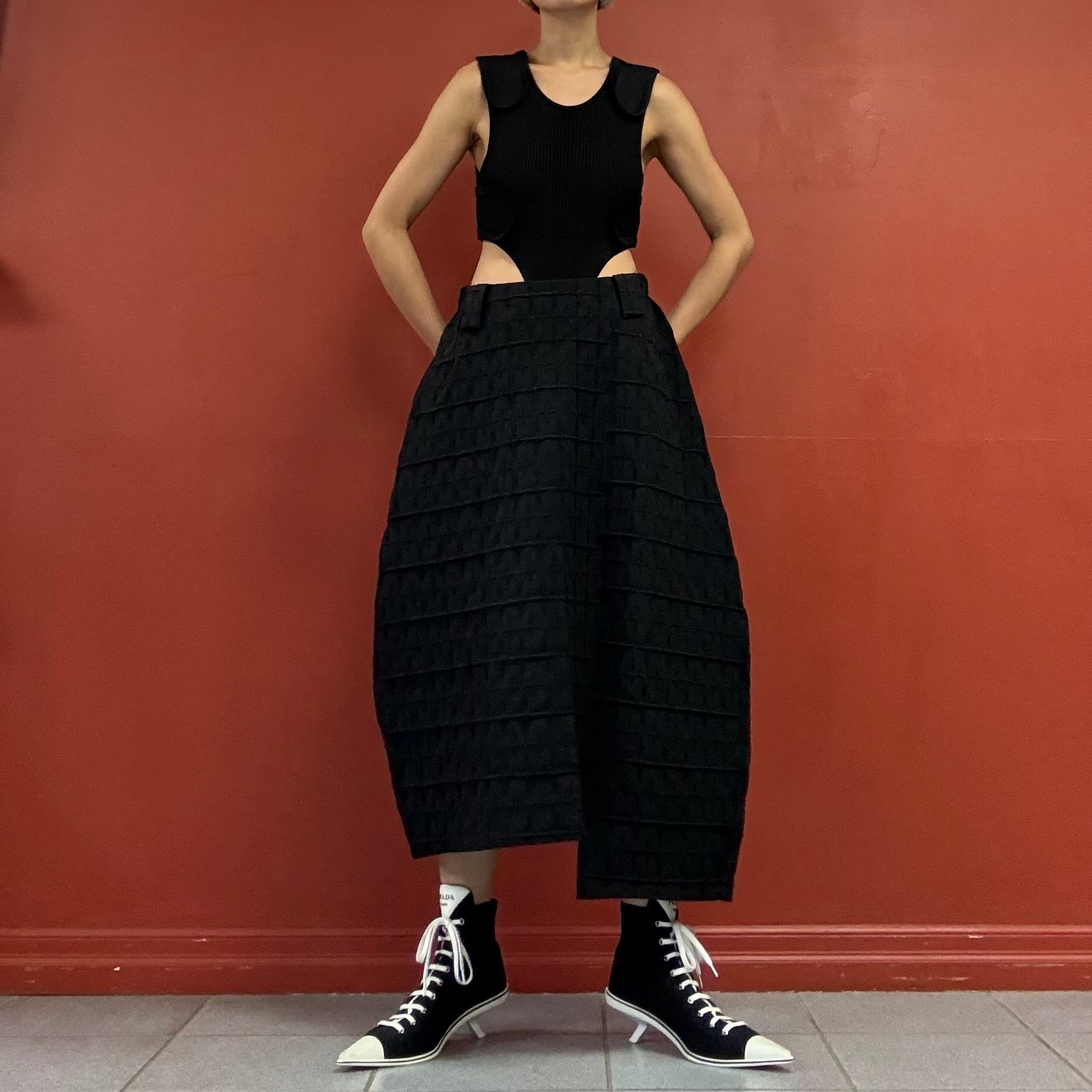 Asymmetrical skirt