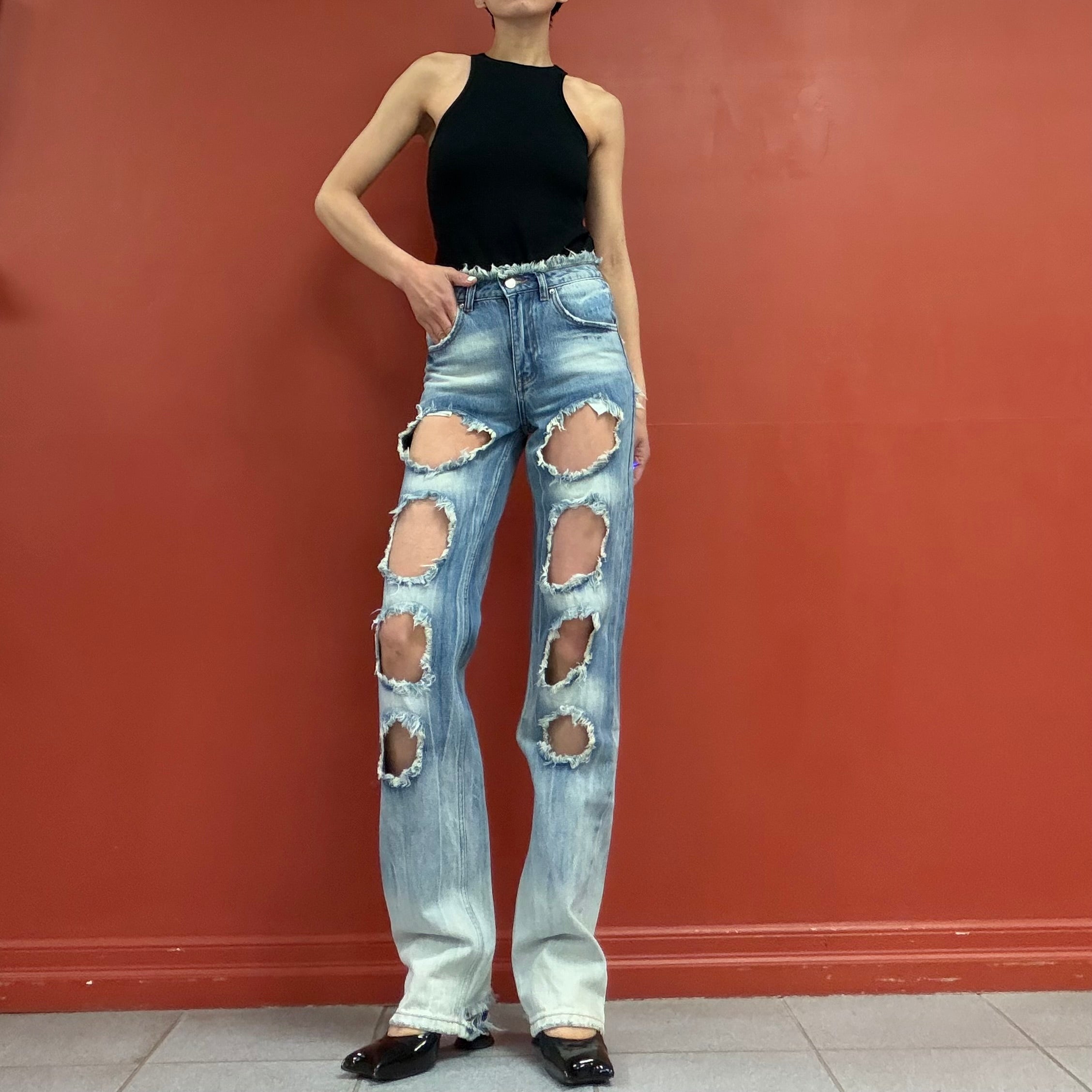 Rui damaged jeans