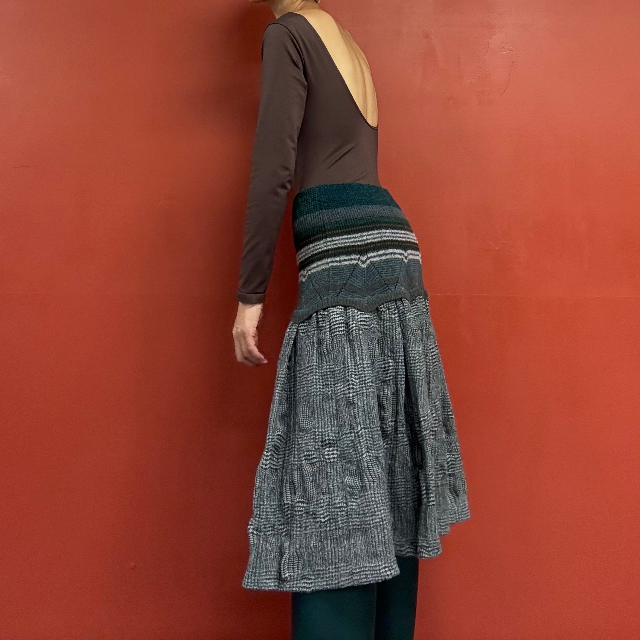 Wool skirt