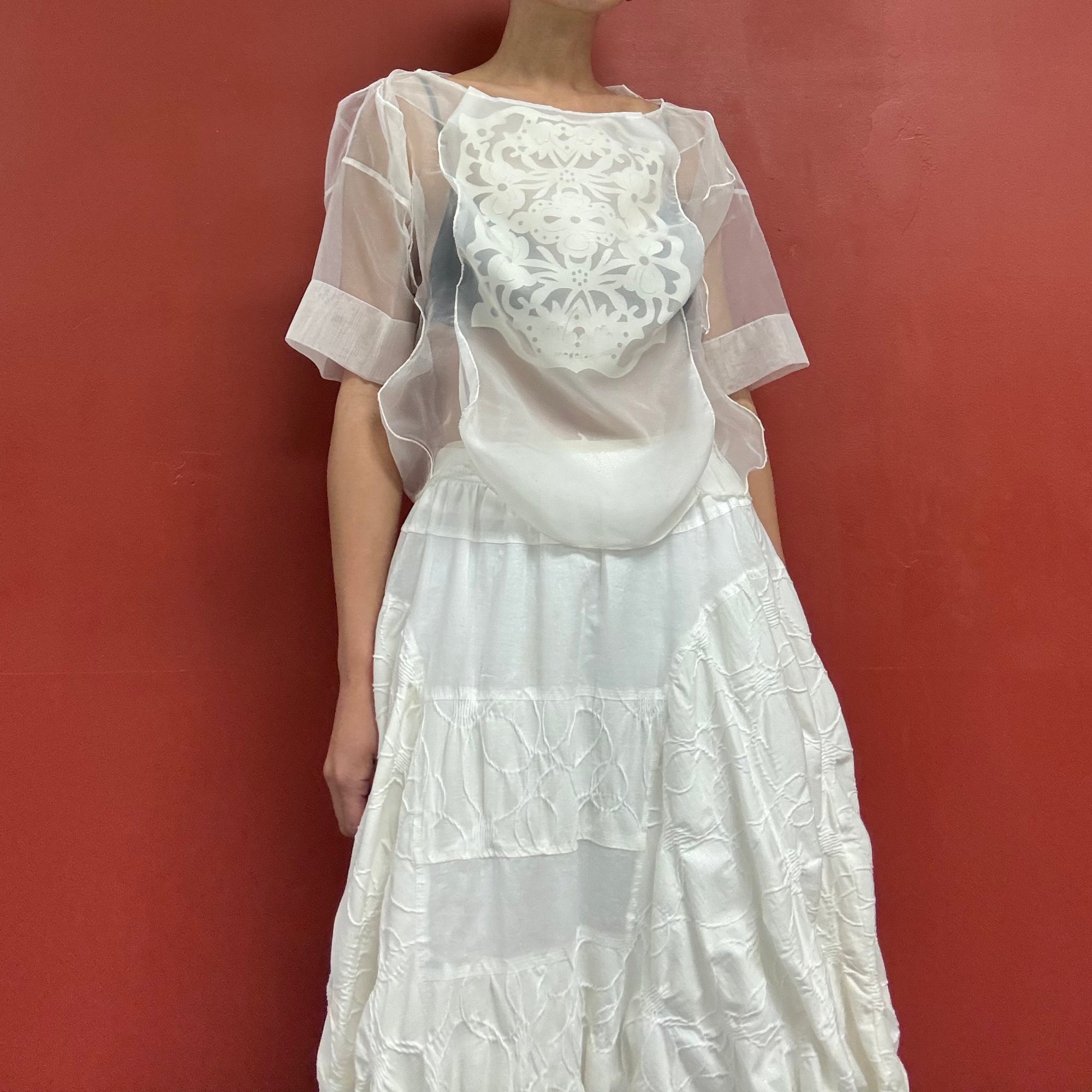 medetasy moeishida sheer top